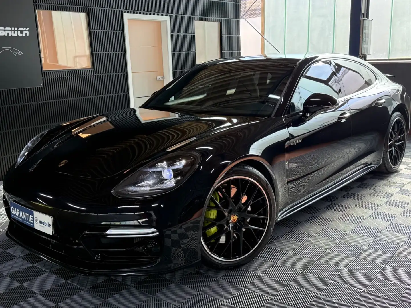 Porsche Panamera 4 E-Hybrid Noir - 1