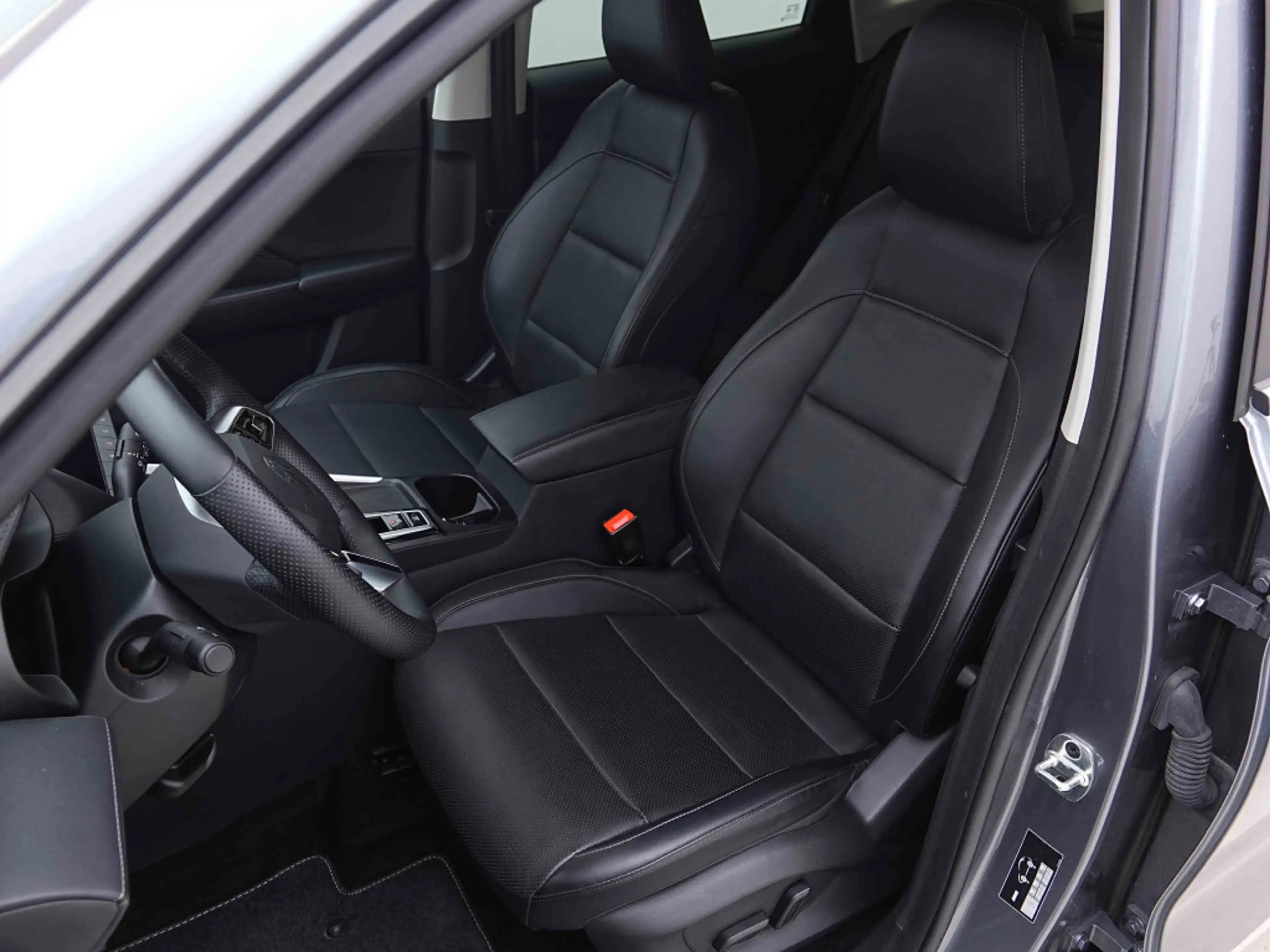 MG ZS Hybrid+ 194 AUT | Luxury | Leather | 360Cam | GPS | Heated Seats | ALU18 — photo 7
