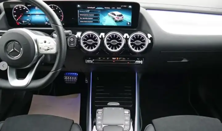 Mercedes-Benz Clase C 2021, foto 9