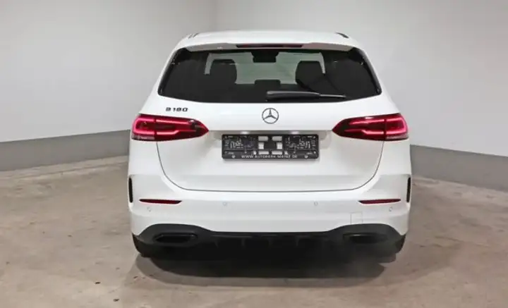 Mercedes-Benz Clase C 2021, foto 5