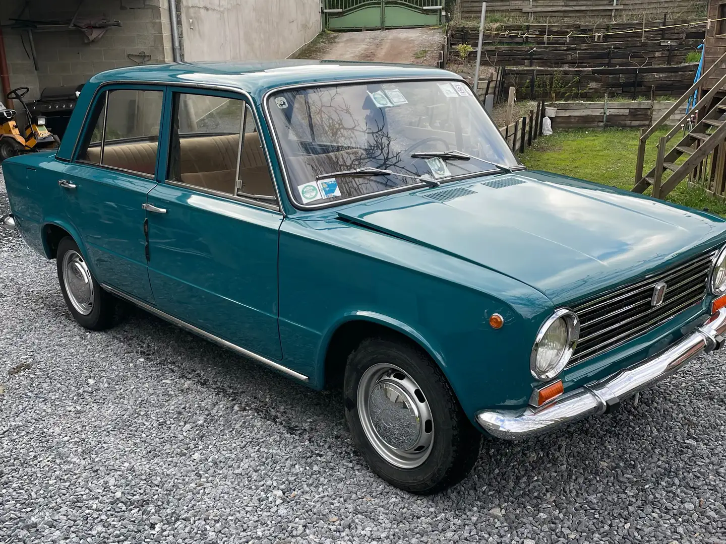 Fiat 124 berline Albastru - 2