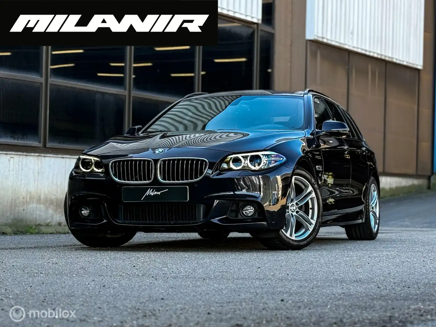 BMW 520 5-serie Touring 520d High Executive | Leder | Trek Zwart - 1
