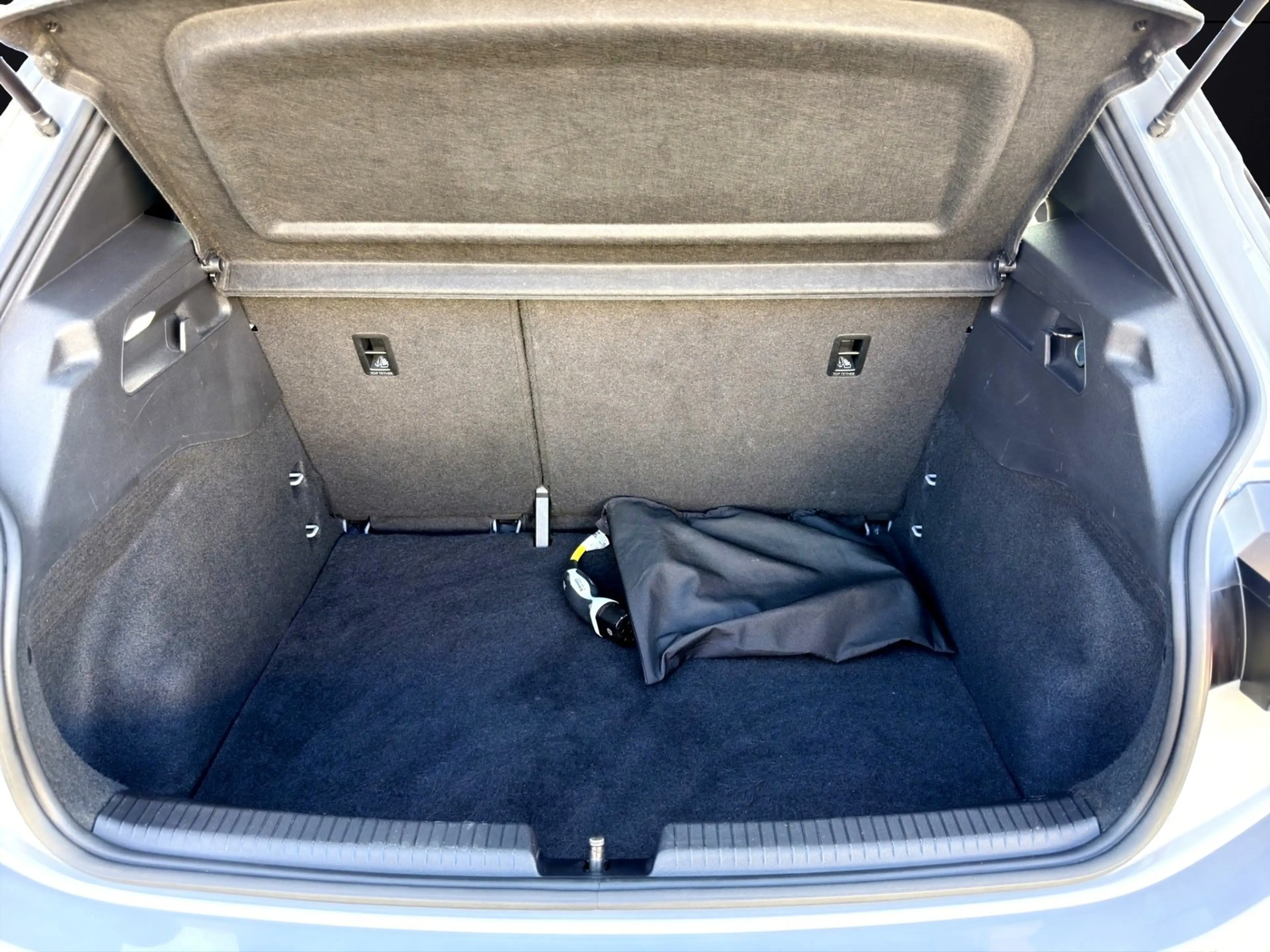 CUPRA Born LED/18 ZOLL/SHZ/PDC/ACC/GARANTIE — photo 15