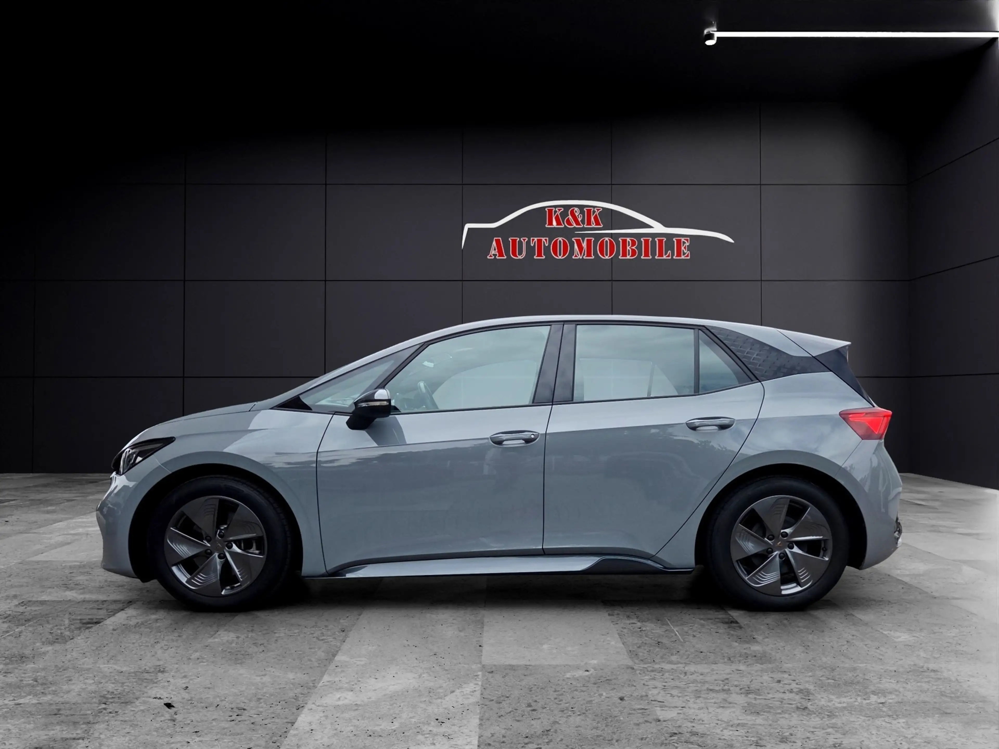 CUPRA Born LED/18 ZOLL/SHZ/PDC/ACC/GARANTIE — photo 2