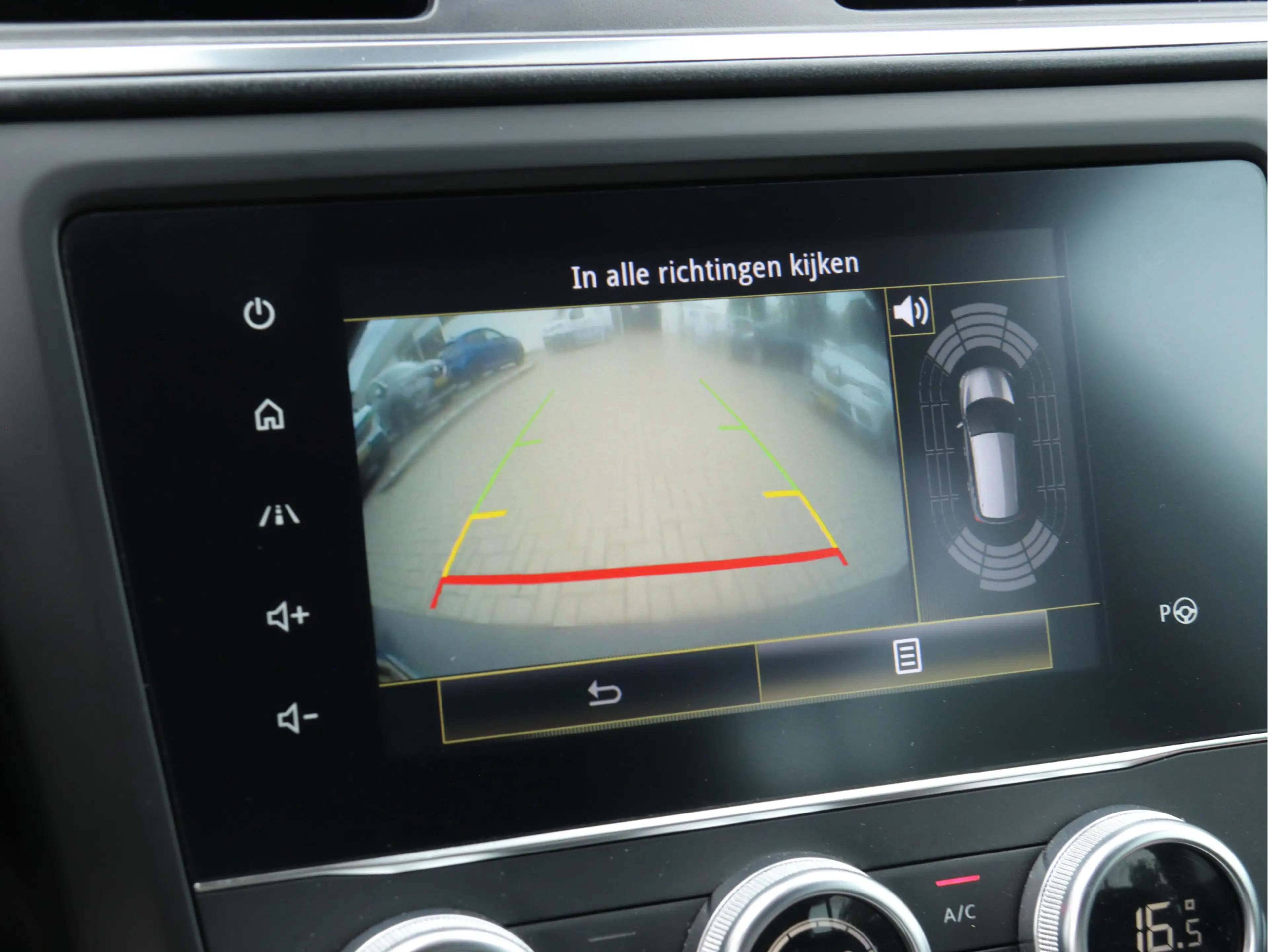 Renault Kadjar 1.3 Tce Intens LEER / NAVI / 19 INCH / VEEL OPTIES — photo 10