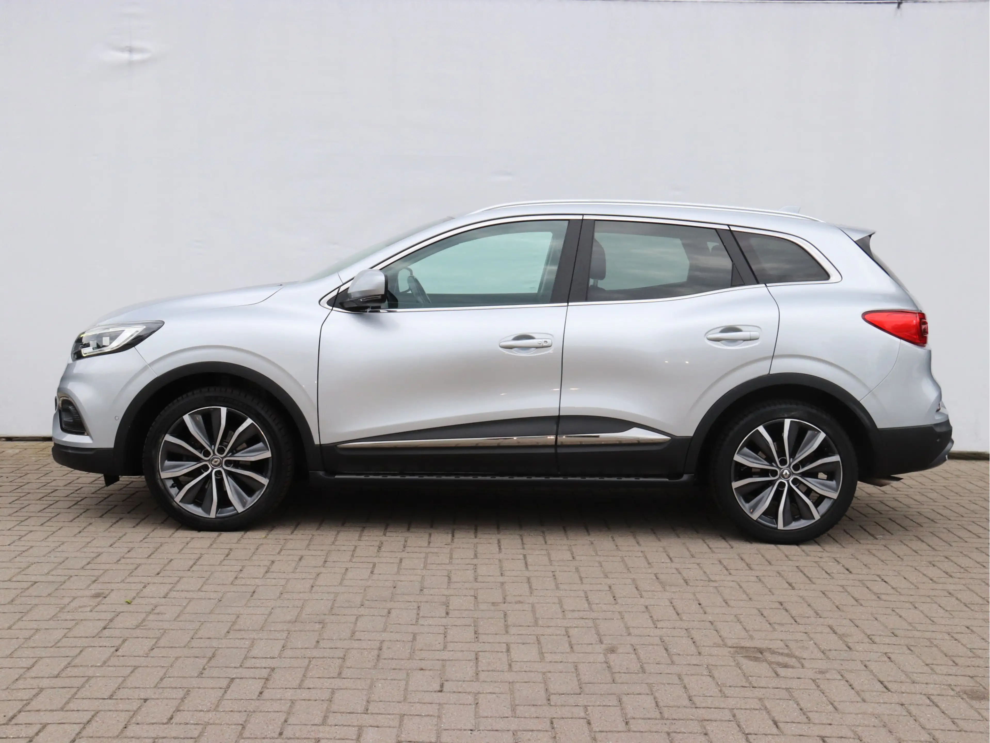 Renault Kadjar 1.3 Tce Intens LEER / NAVI / 19 INCH / VEEL OPTIES — photo 3
