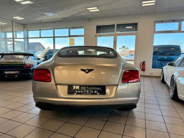 Bentley Continental GT view 4
