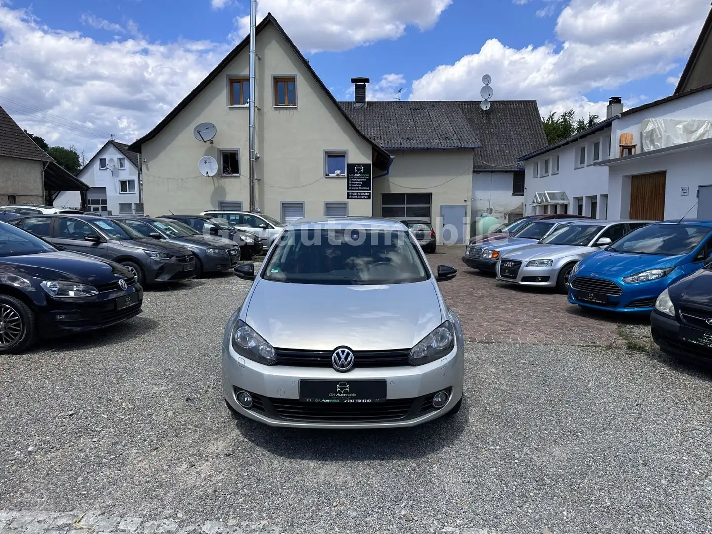 Volkswagen Golf VI ** 1. Hand ** Lückenl. Service ** Gold - 1