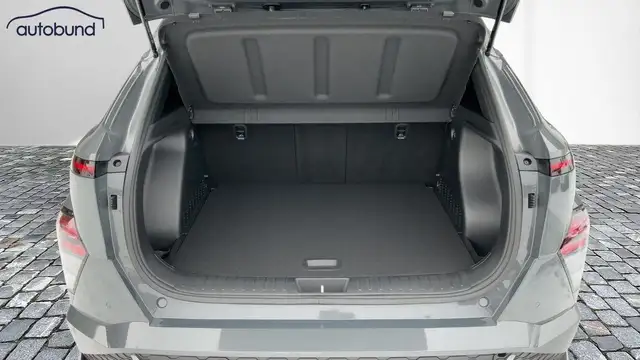 Hyundai Kona view 8