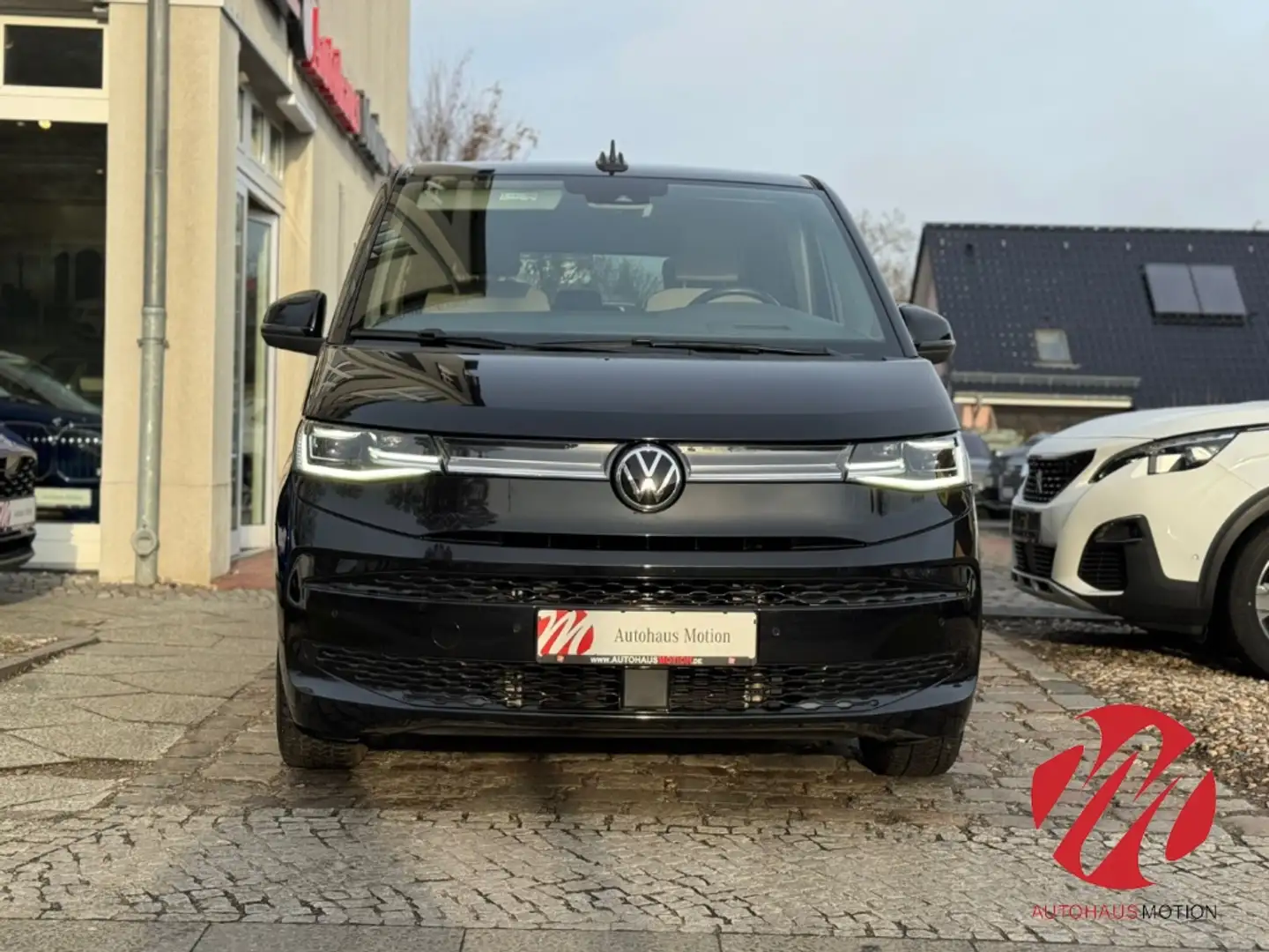 Volkswagen T7 Multivan Bulli Life LÜ lang Pano ACC Navi Kamera LED Negru - 2
