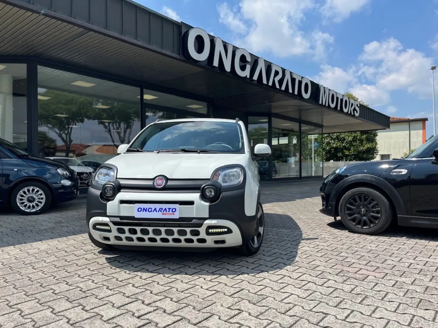 Fiat Panda 1.0 FireFly S&S Hybrid Pandina #5posti Bianco - 1