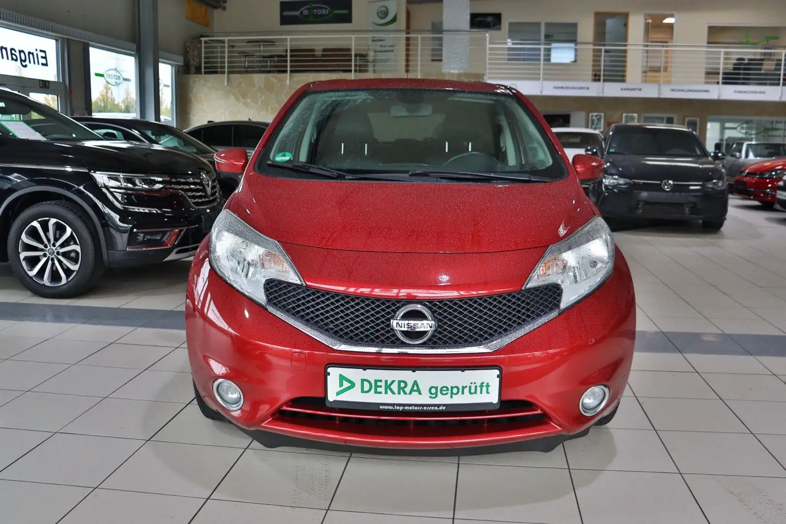 Nissan Note Tekna Rot - 2