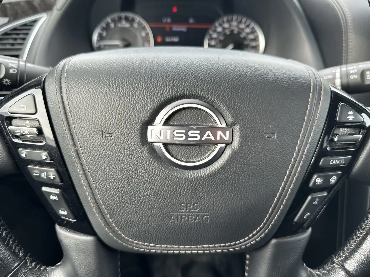 Nissan Armada снимка Nissan Armada
