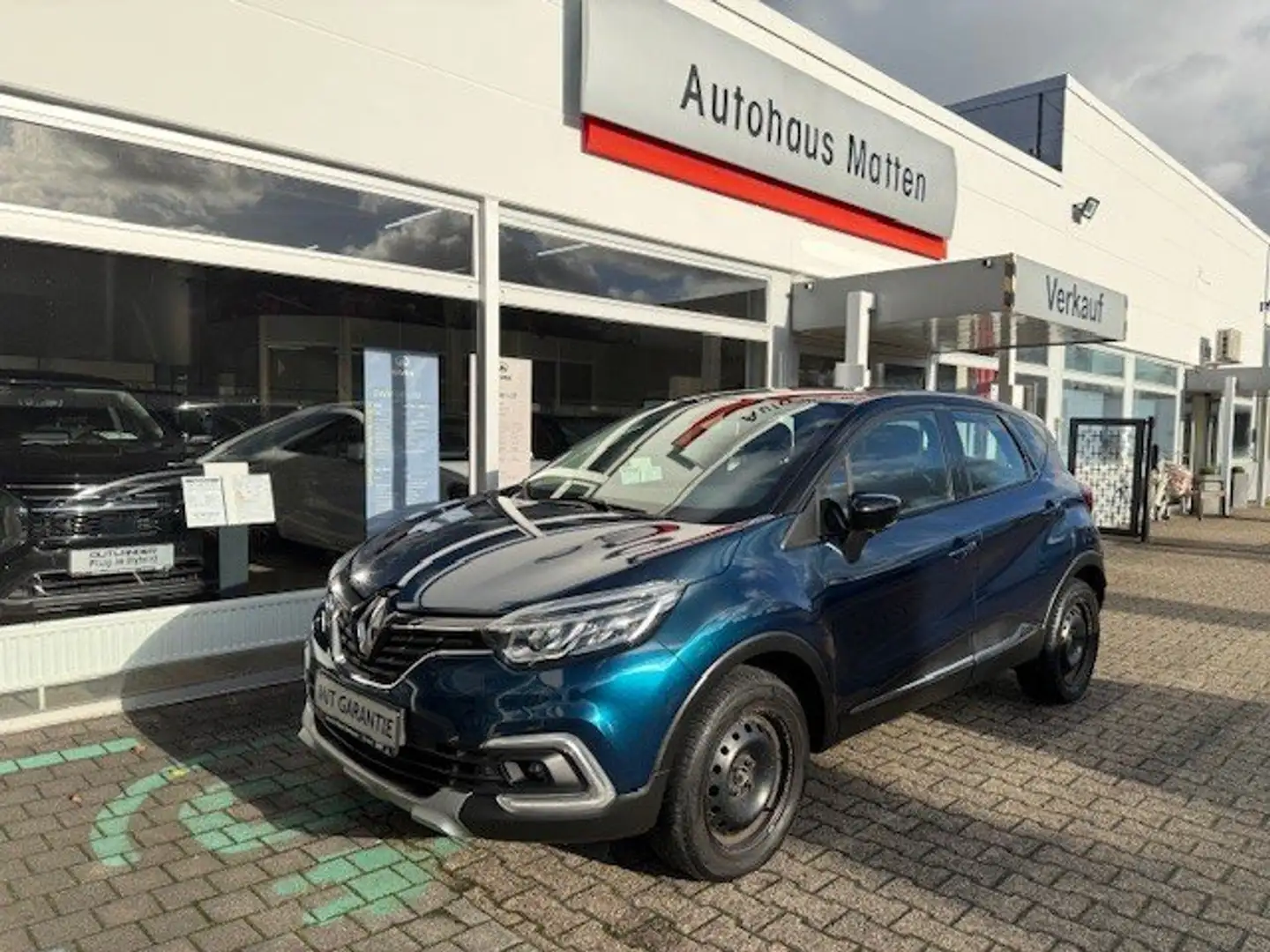 Renault Captur Intens TCe 90 Blau - 1