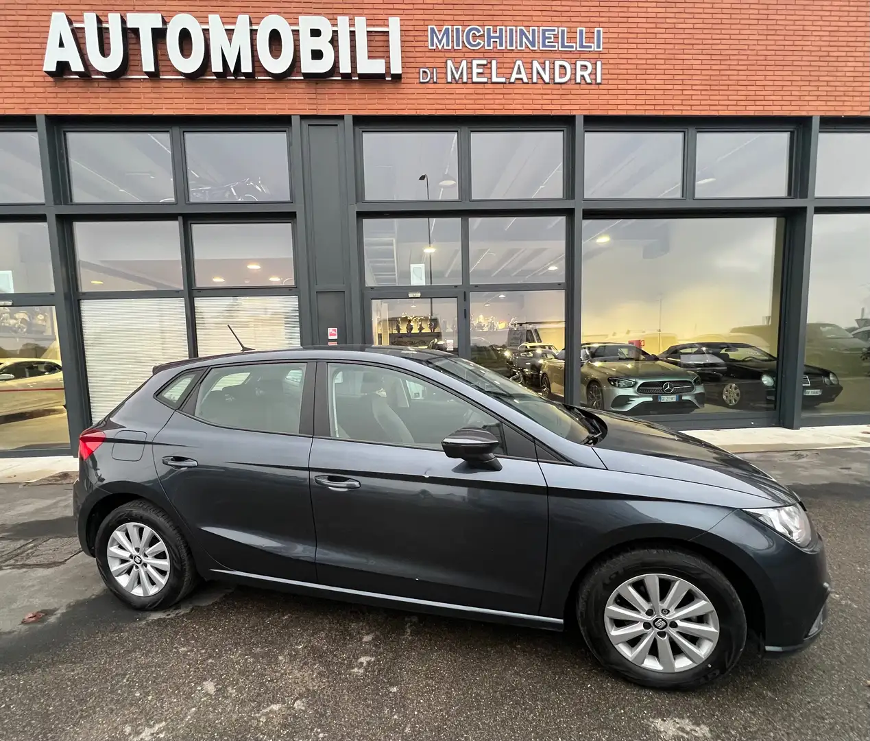 SEAT Ibiza 1.0 tgi 90cv Metano X Neopatentati Gris - 1