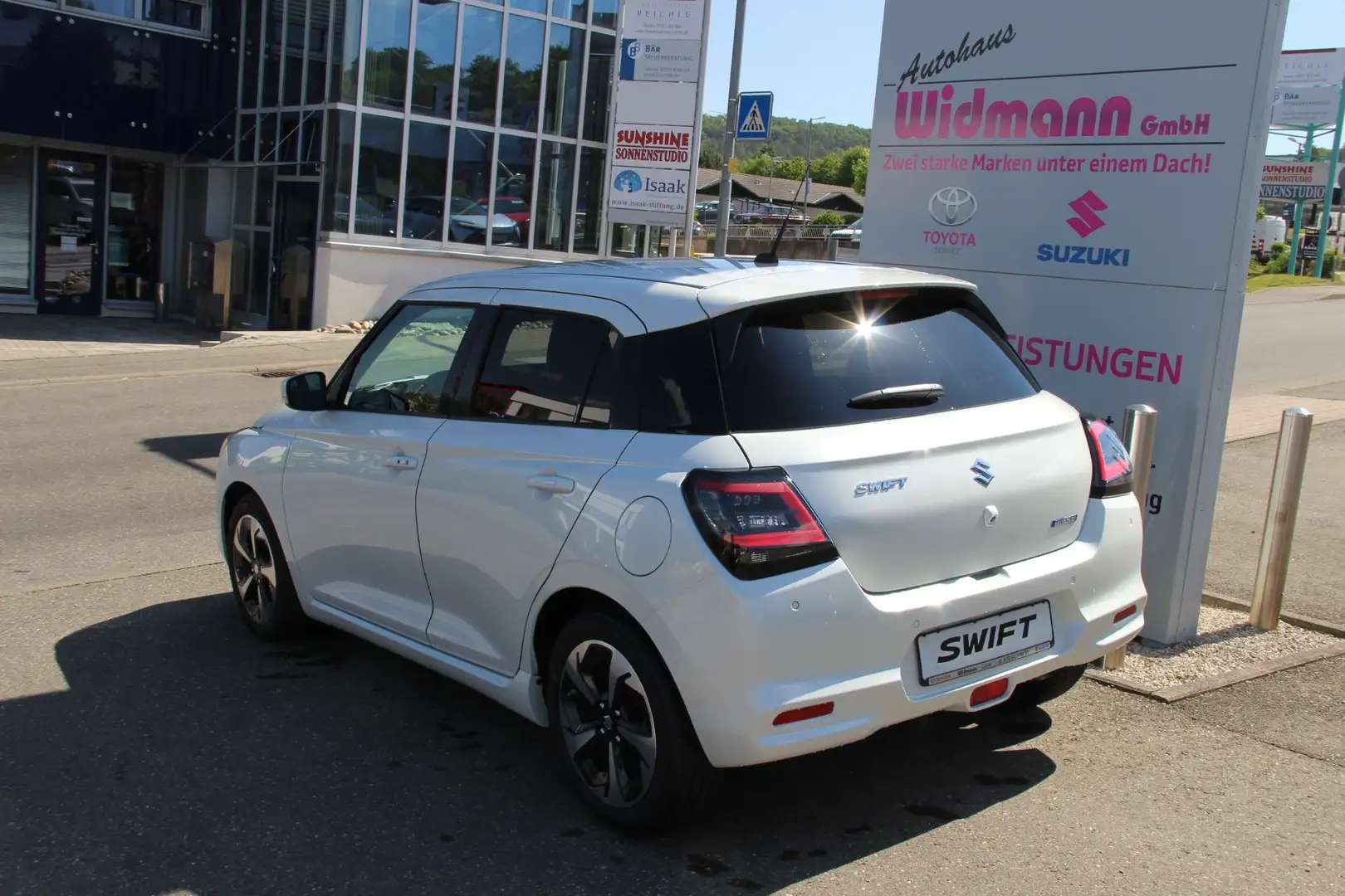 Suzuki Swift 1.2 Hybrid Comfort+ CVT Navi Kamera Sitzheizung Blanc - 2