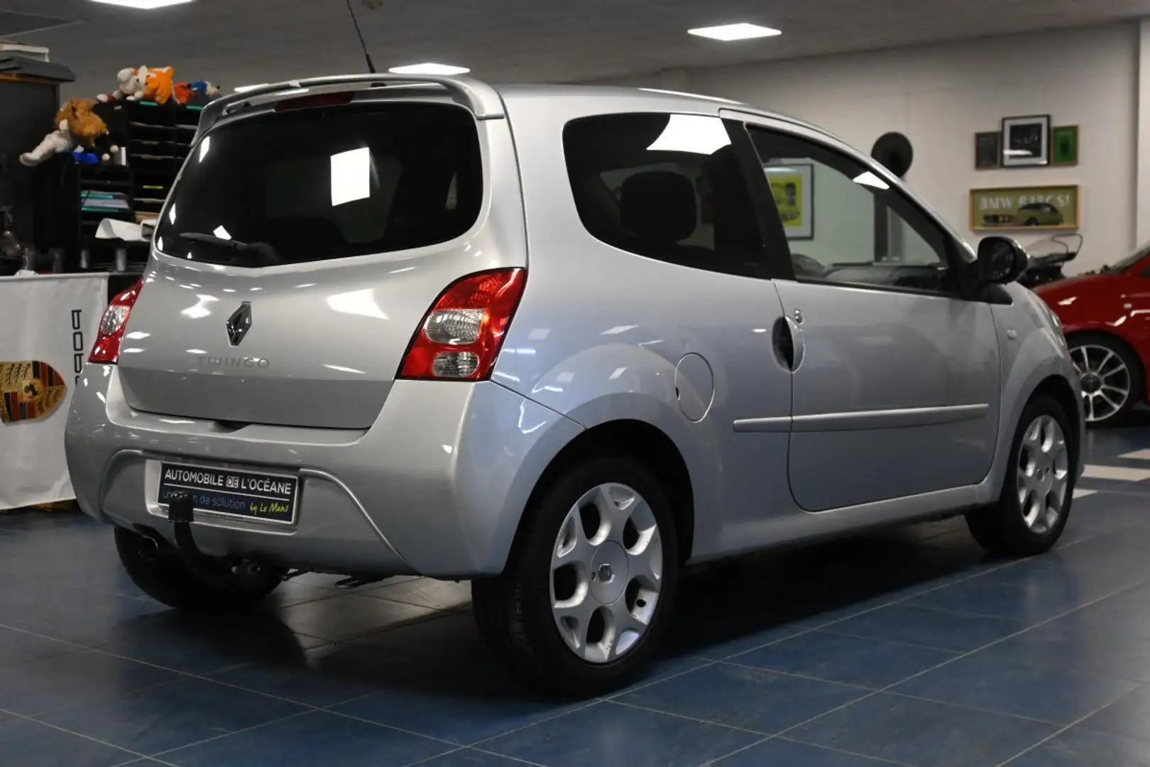 Renault Twingo II 1.2 16v TCE 100 eco2 GT Gris - 2