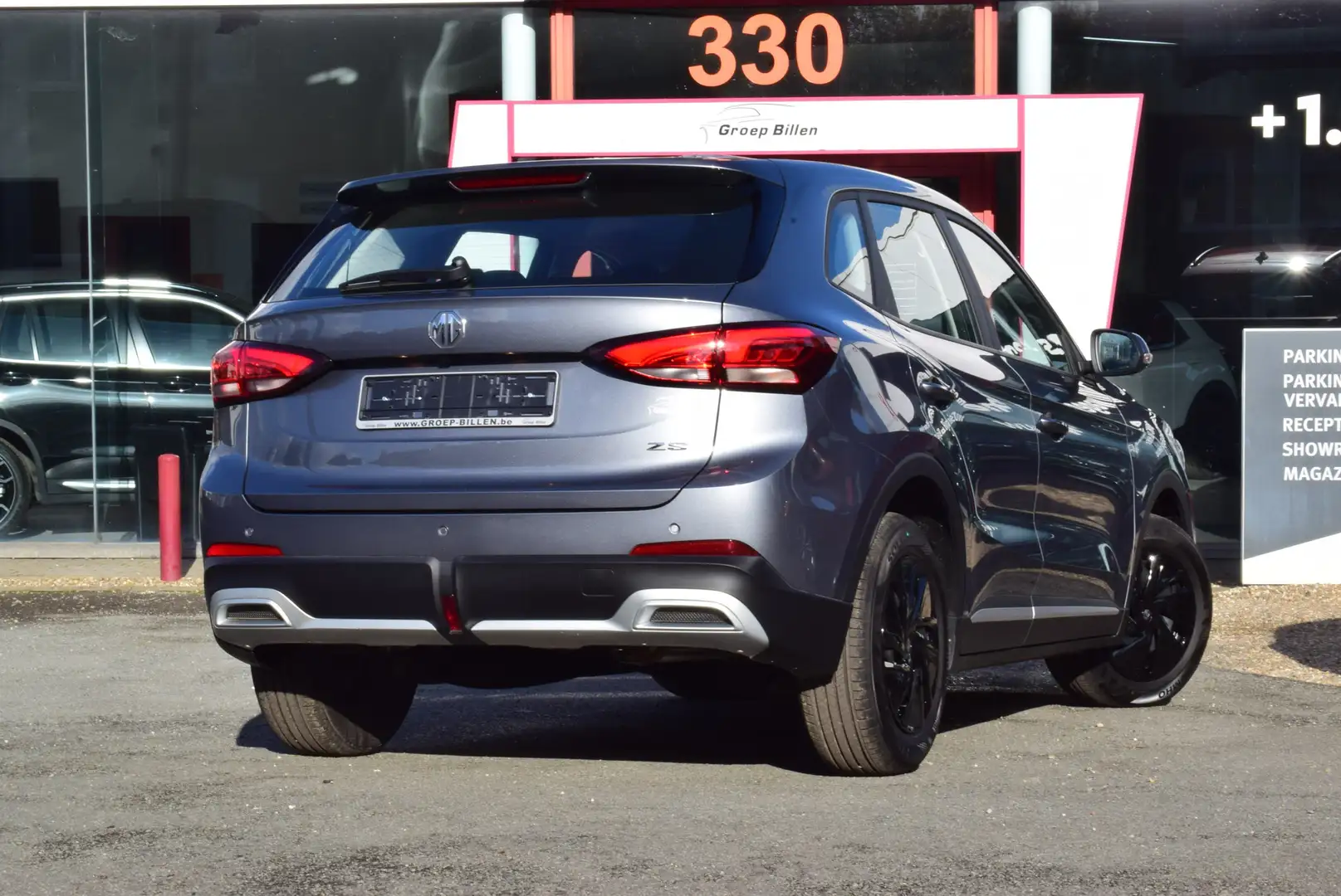 MG ZS 1.5i NAVIGATIE - CAMERA - CARPLAY - NIEUW Grijs - 2