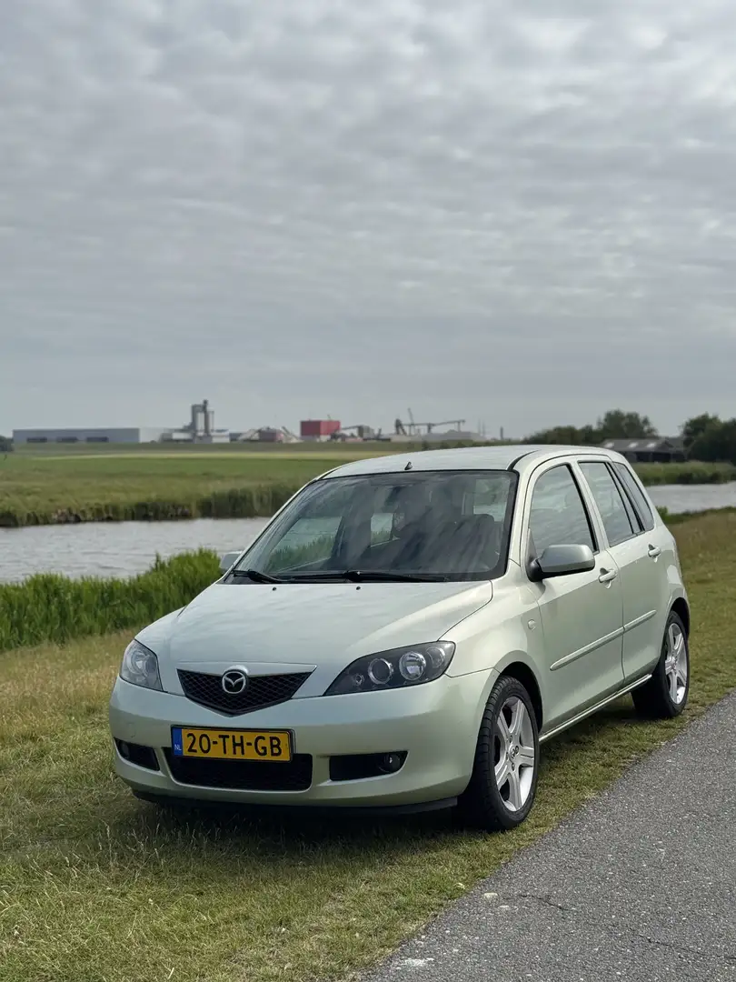 Mazda 2 Бежевий - 2