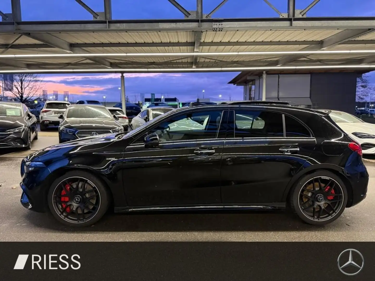 Mercedes-Benz A 45 AMG S 4M+ PANO NIGHT WINTER PREMIUM PLUS Noir - 2