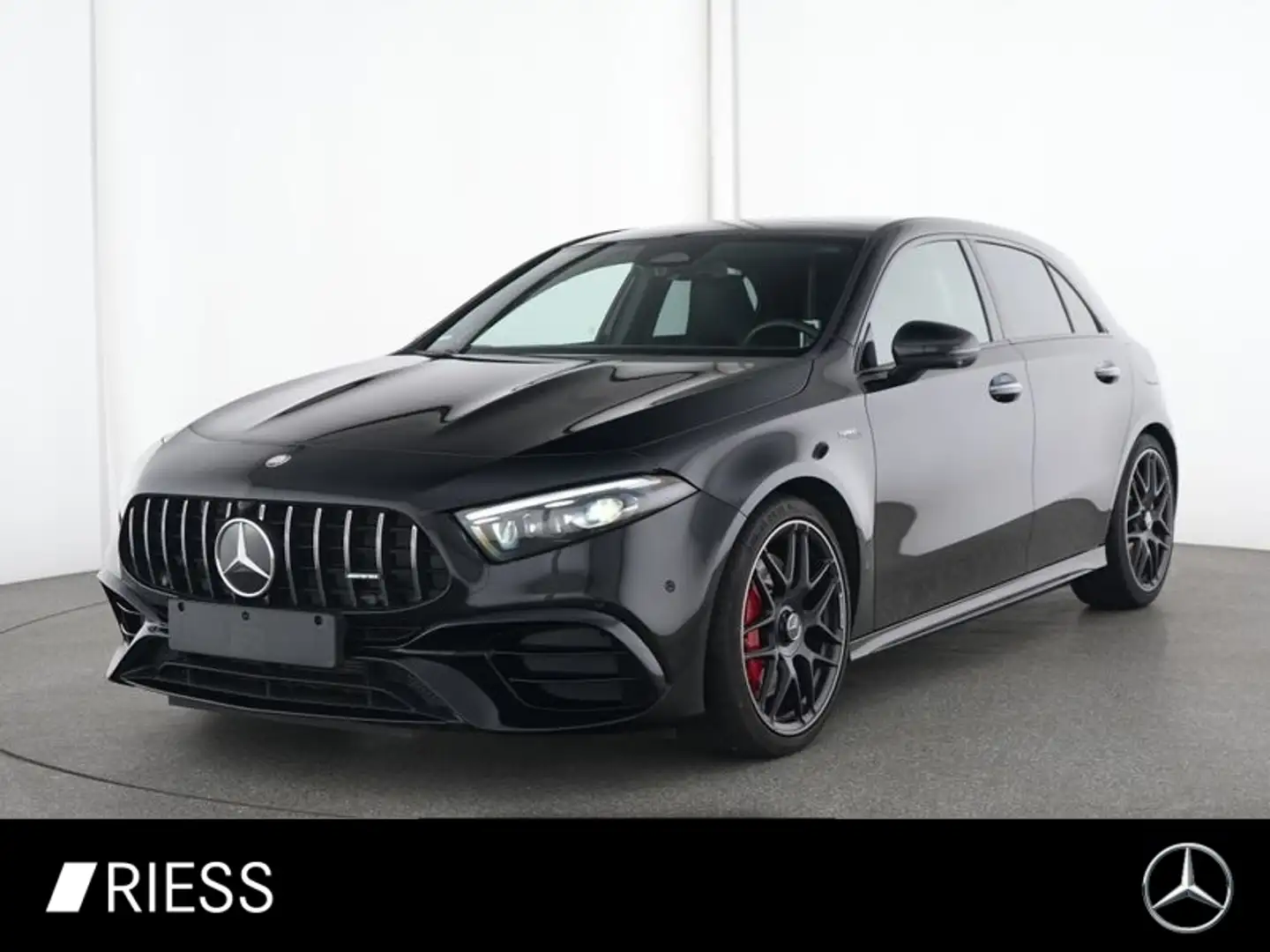 Mercedes-Benz A 45 AMG S 4M+ PANO NIGHT WINTER PREMIUM PLUS Schwarz - 1