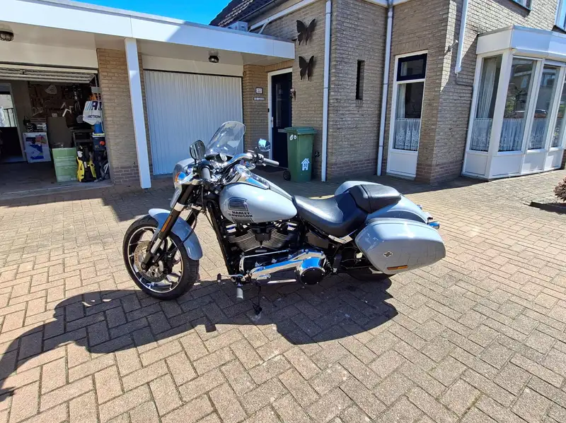 Harley-Davidson Sport Glide - foto 7