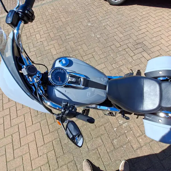 Harley-Davidson Sport Glide - foto 5