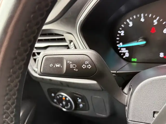 Ford Focus view 11