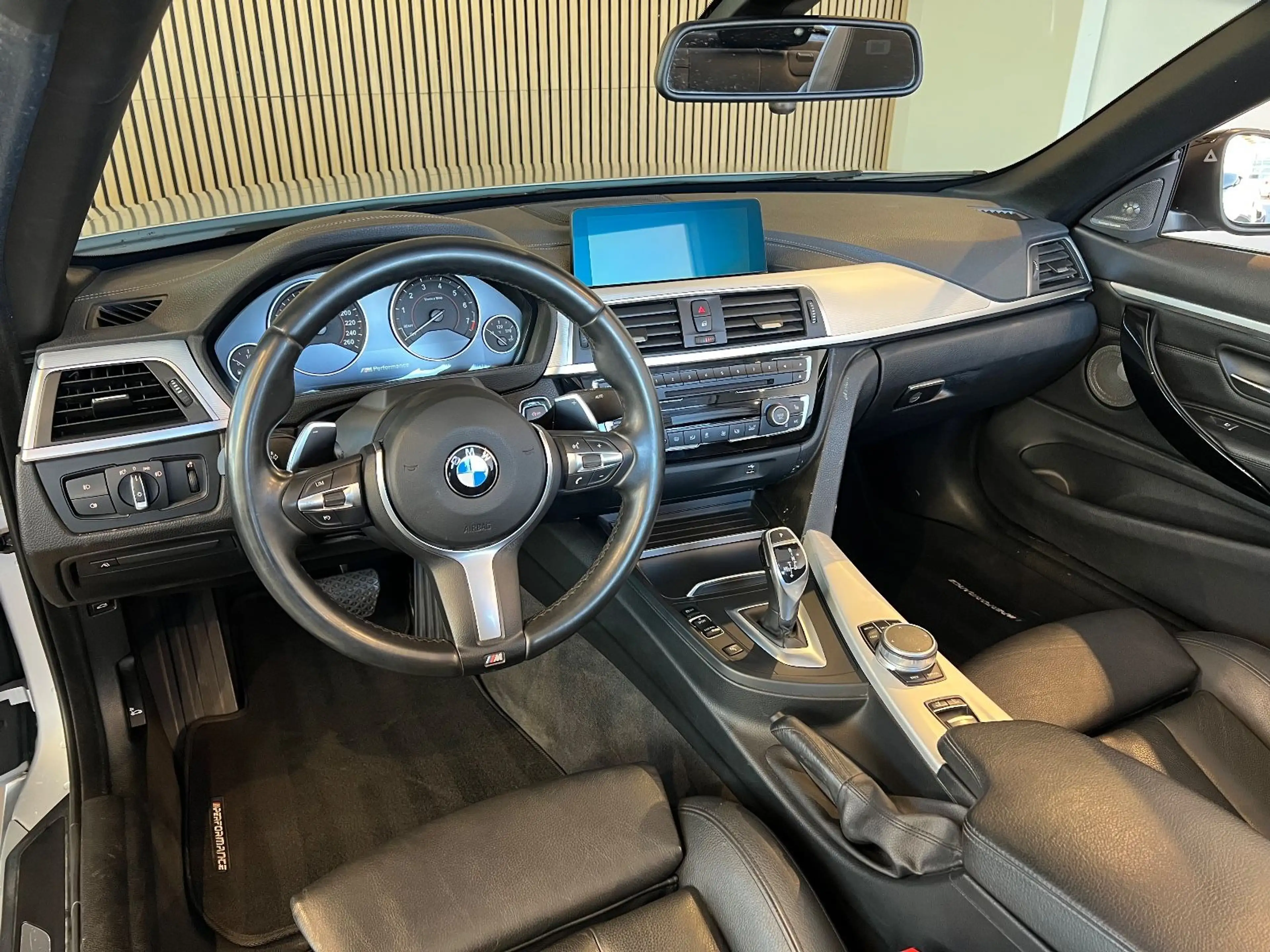 BMW 430 i Cabrio M-PAKET/SOUND/KEYLESS/LED/CAM/HARMAN — photo 11