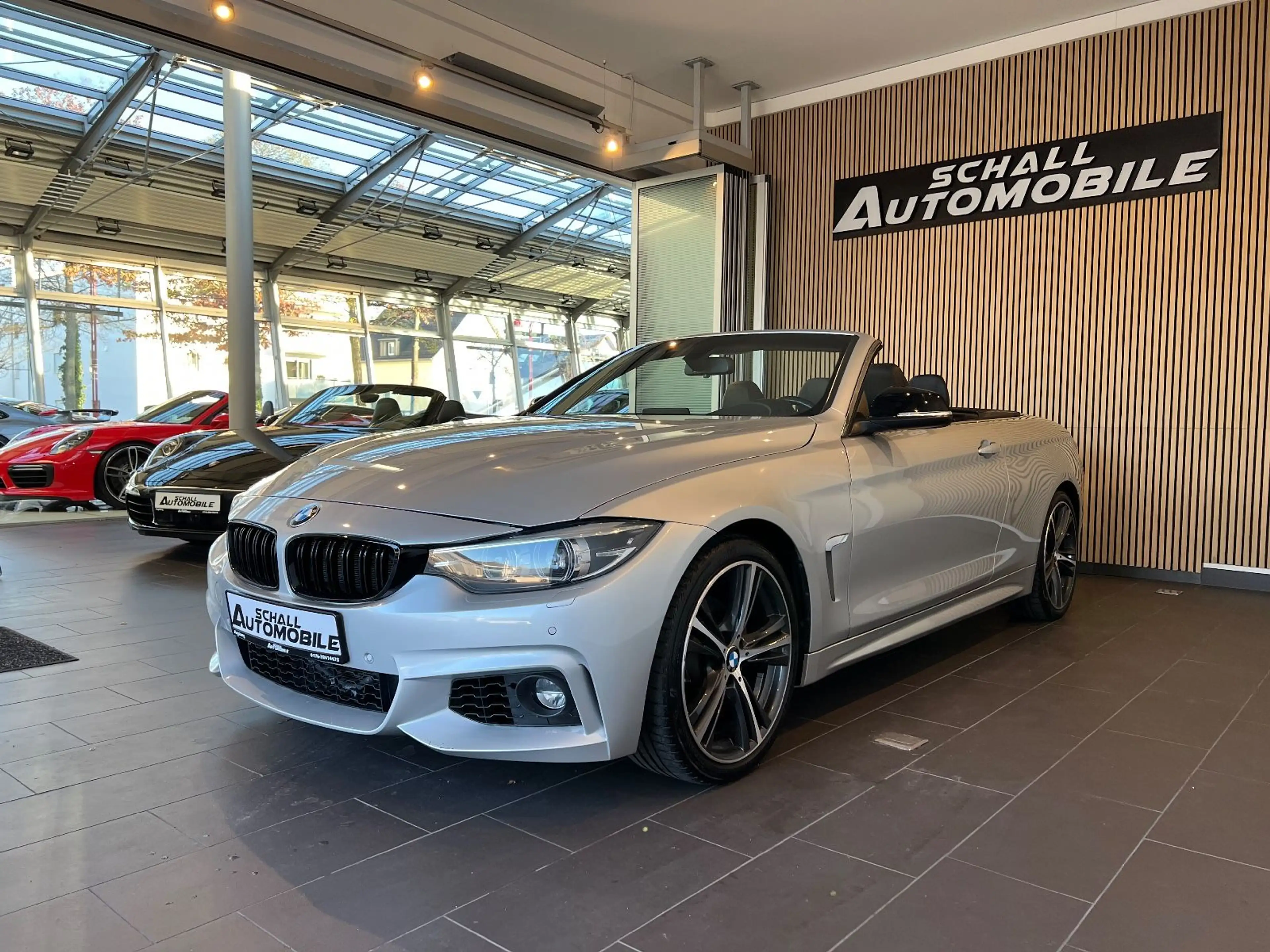 BMW 430 i Cabrio M-PAKET/SOUND/KEYLESS/LED/CAM/HARMAN