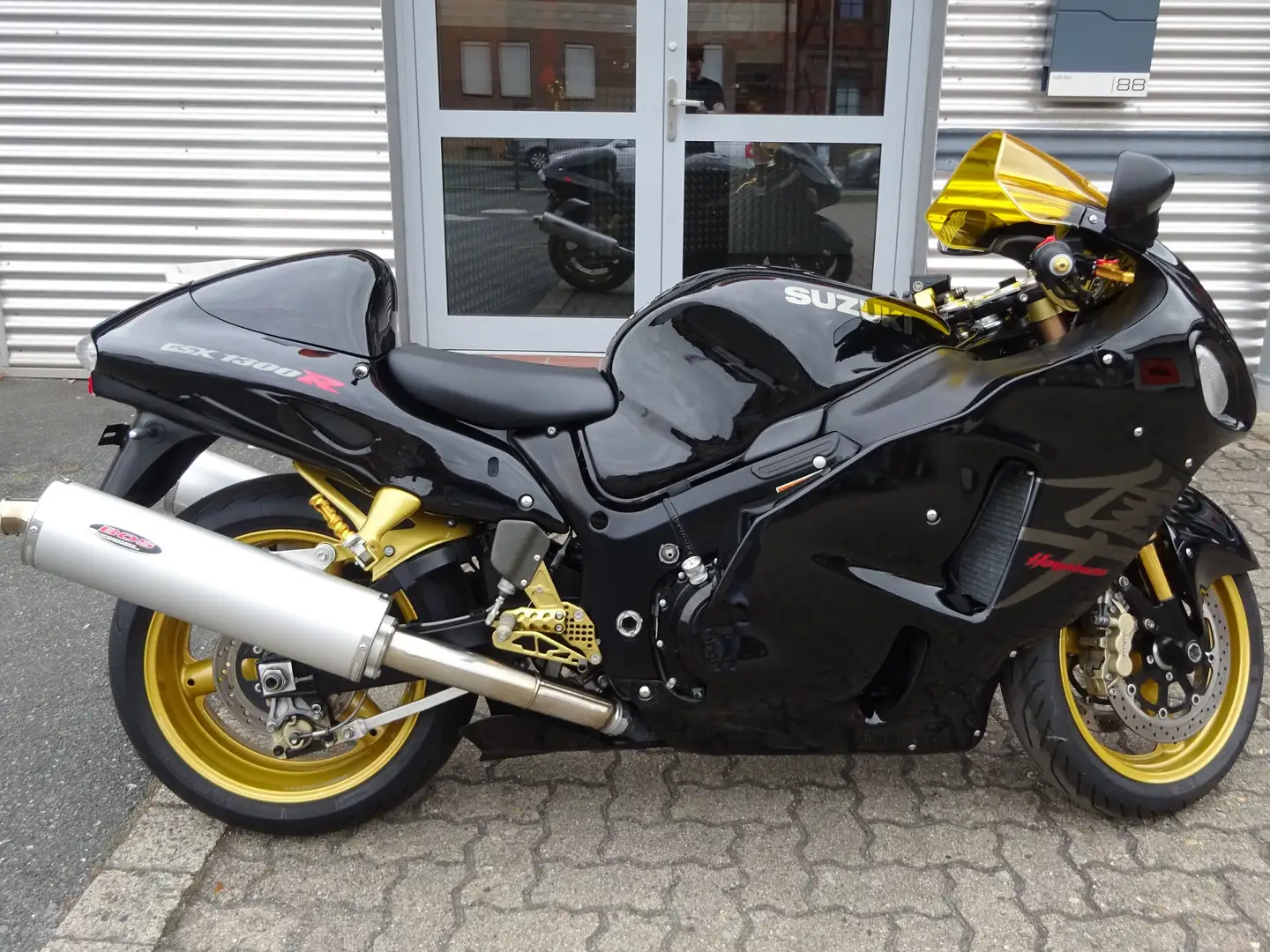 Suzuki Hayabusa GSX1300RZ Sondermodel, 1. Hand, 7100km, TÜV neu - 2