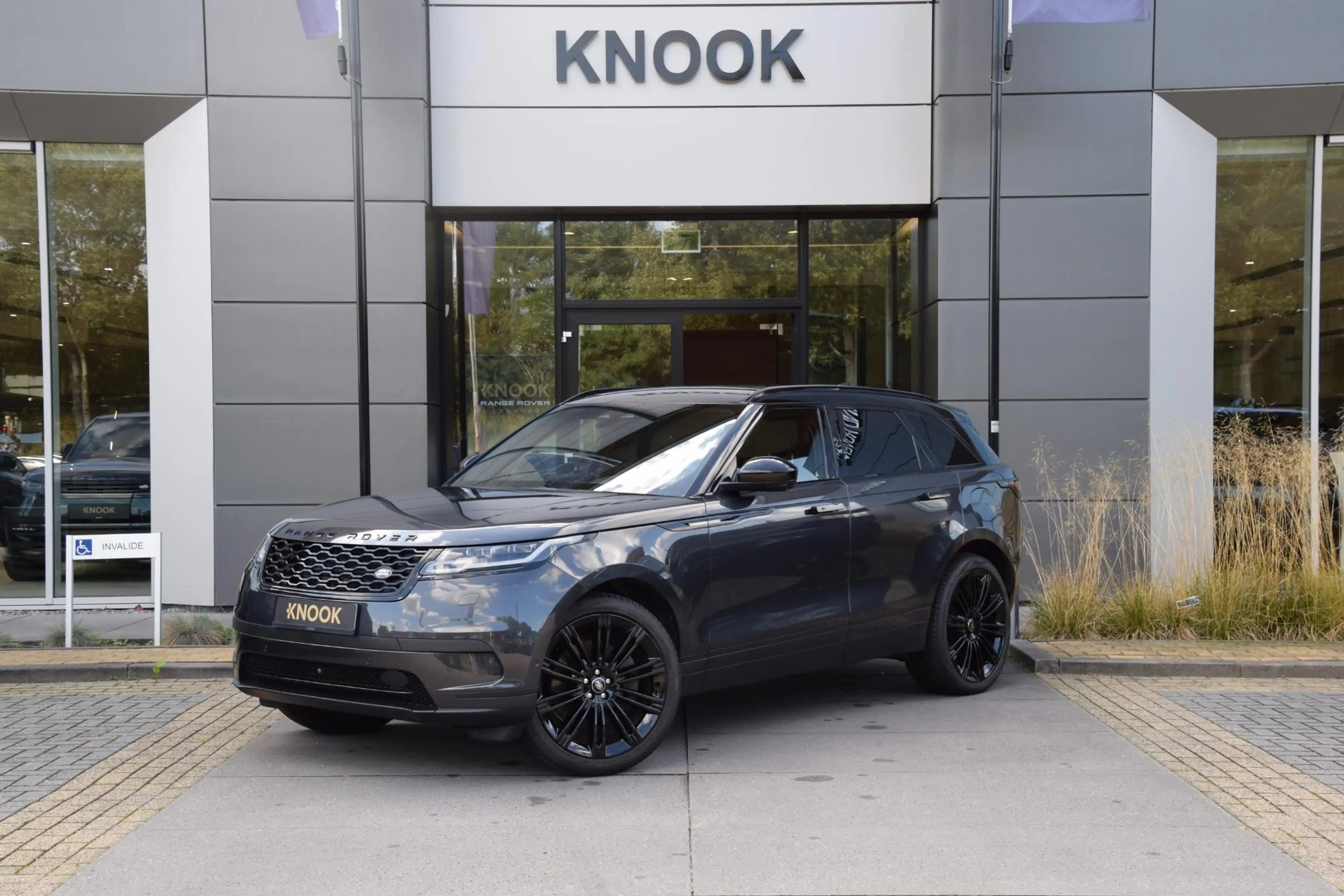 Land Rover Range Rover Velar P400e SE