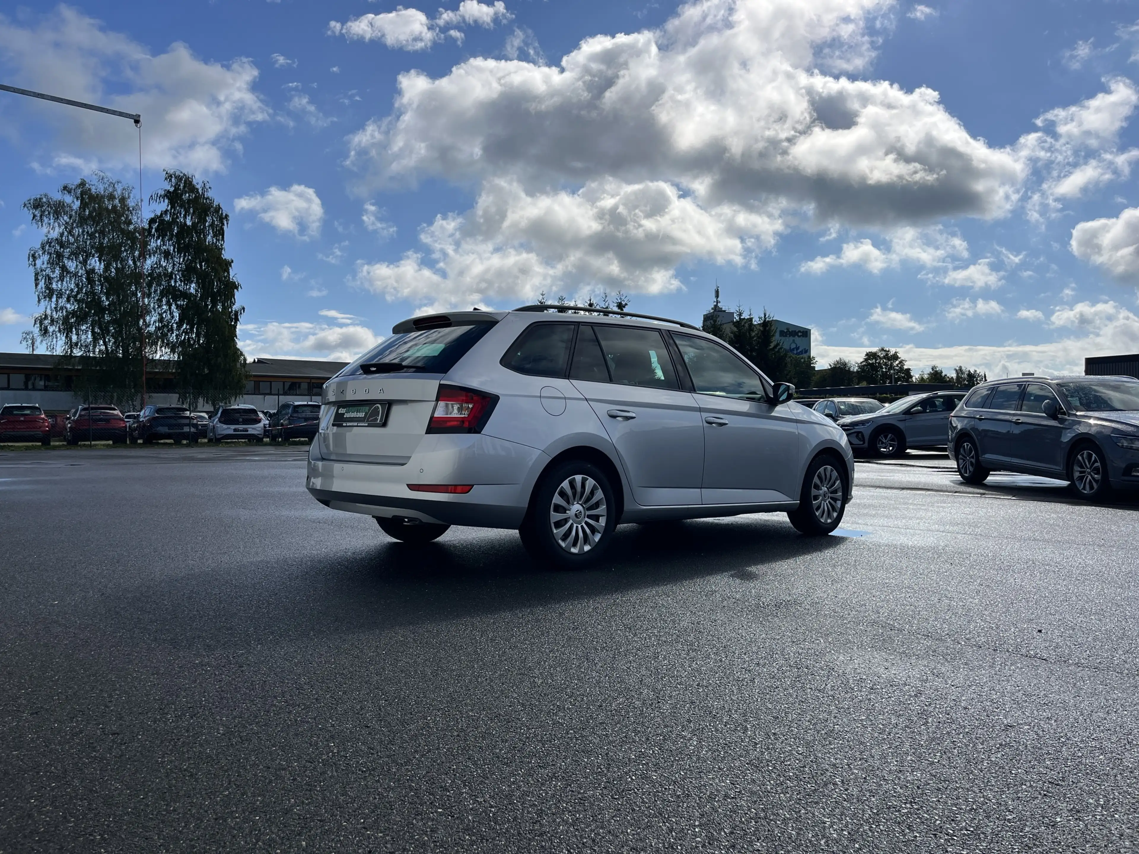 Skoda Fabia Combi 1.0 TSI Ambition 97€ m.20% Anz. Navi PDC S — photo 7