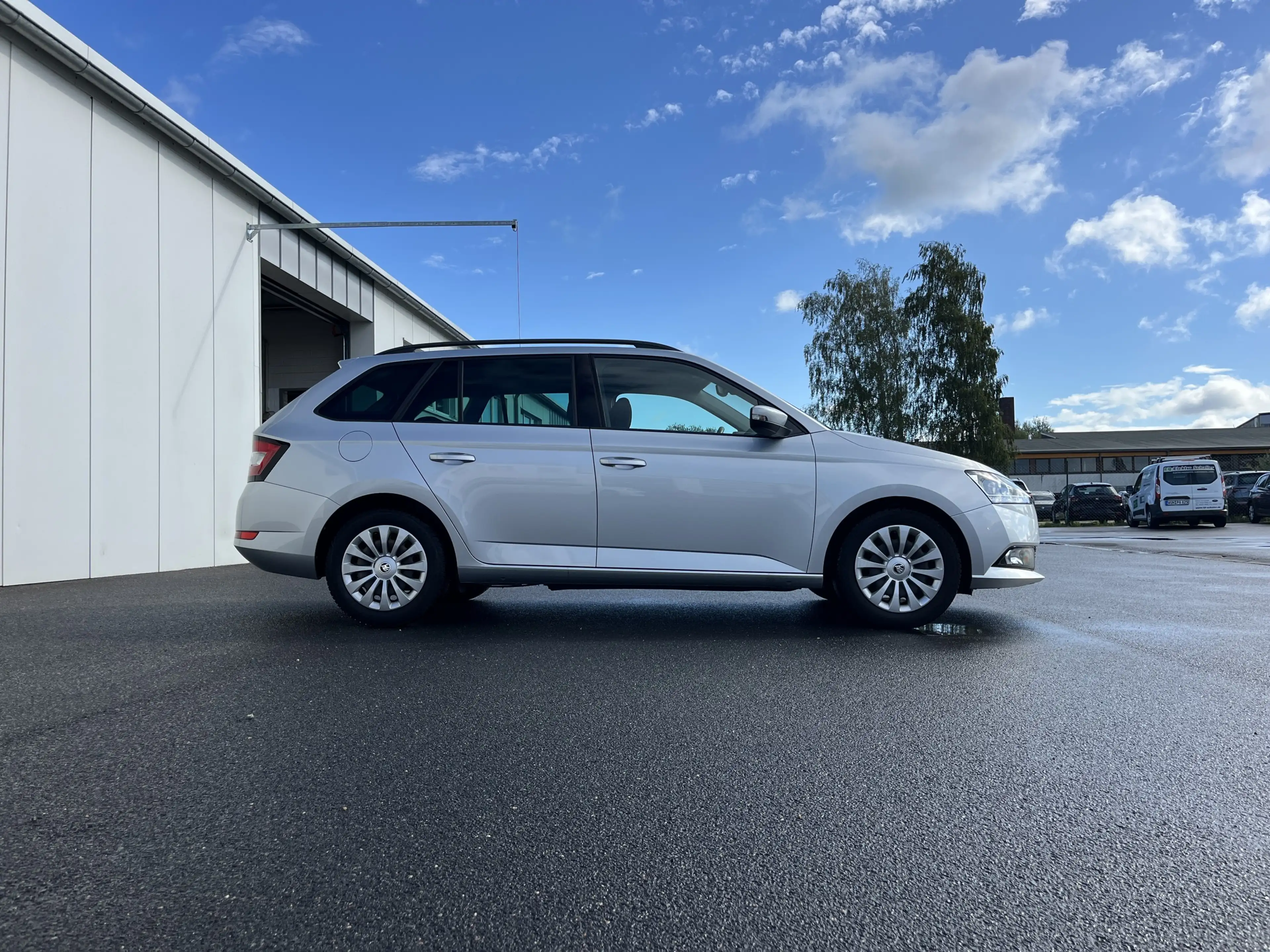 Skoda Fabia Combi 1.0 TSI Ambition 97€ m.20% Anz. Navi PDC S — photo 5
