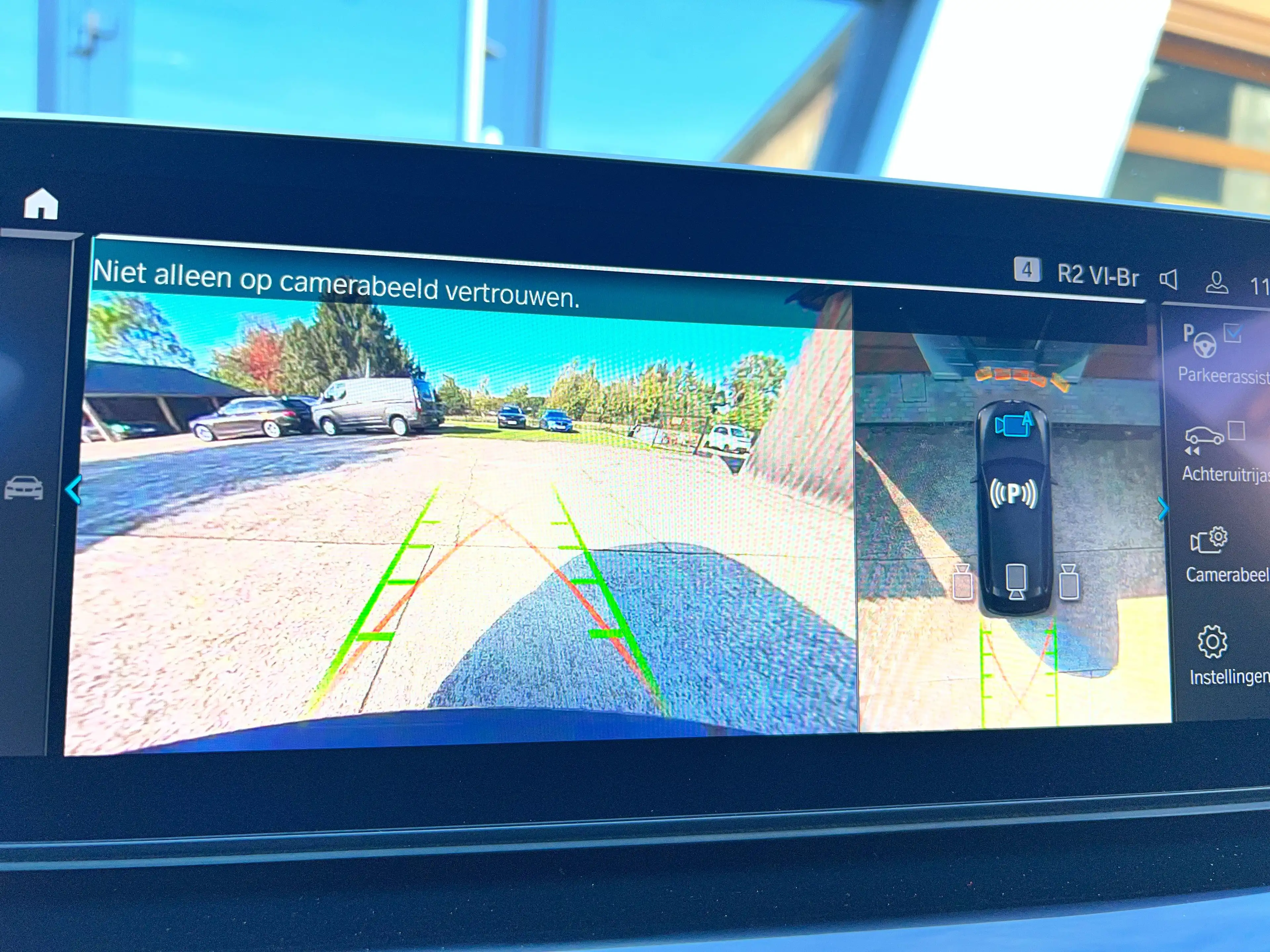 BMW 530 e Touring - LASER/ LED/ 360° CAMERA/ KEYLESS/ GARANTIE — photo 14
