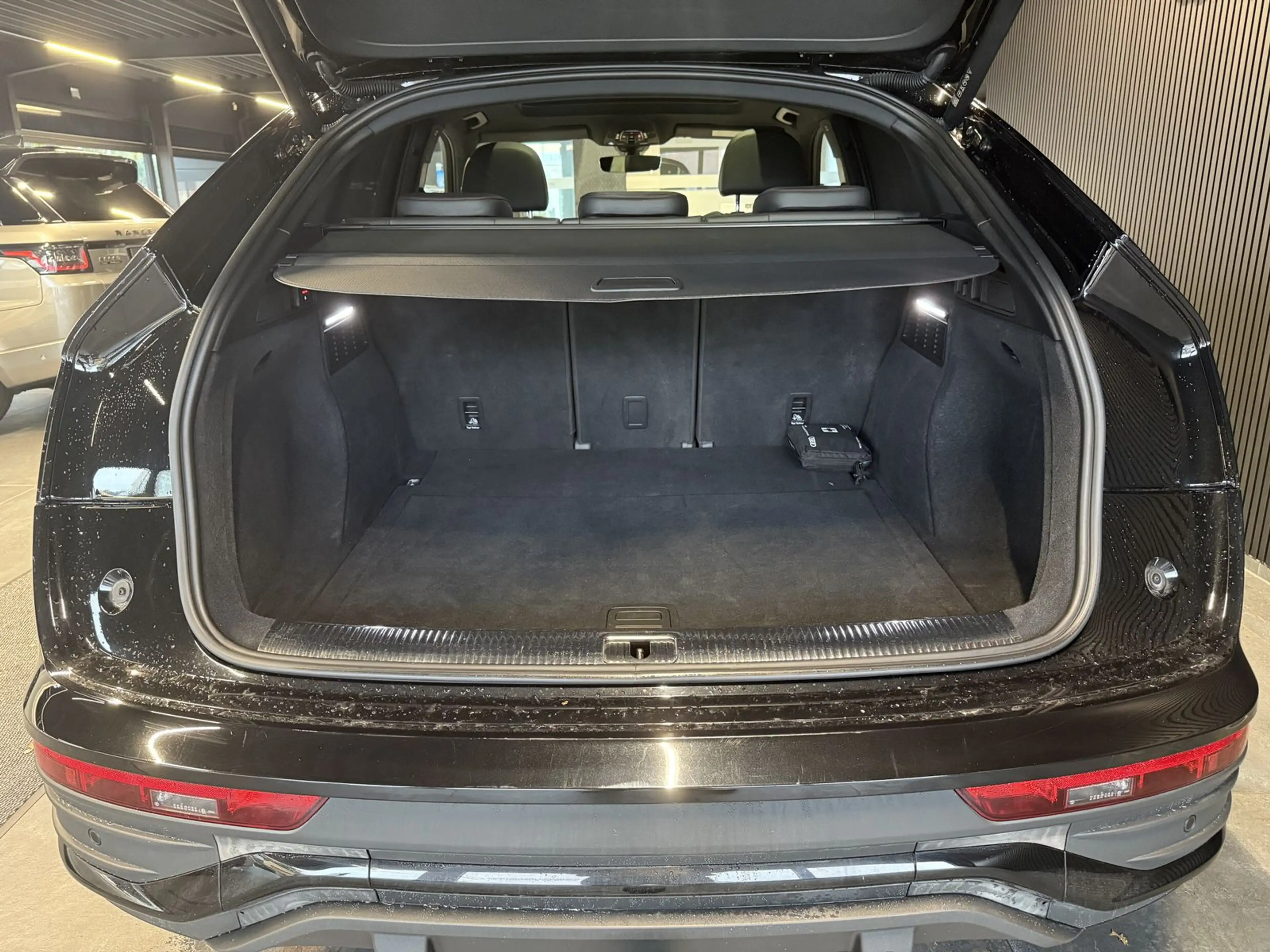 Audi Q5 40 TDI Q Sportback S line PanD/HUD/AHK/21Zoll — photo 11