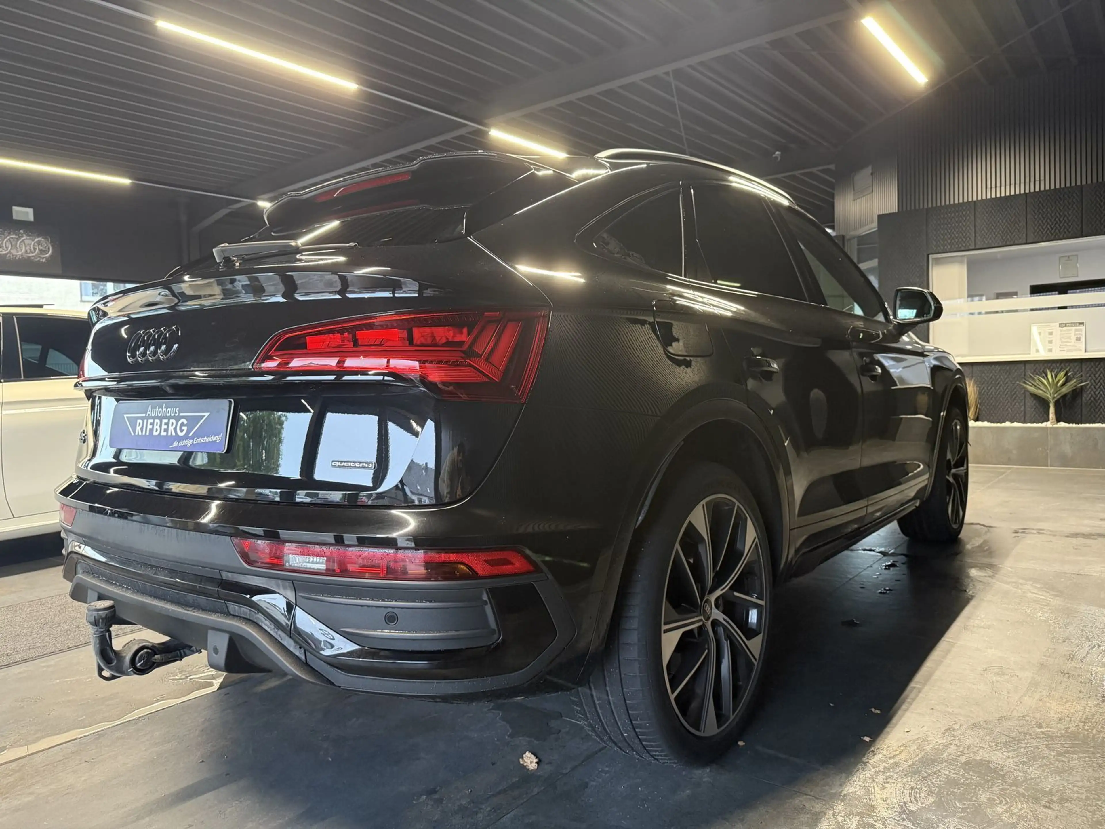 Audi Q5 40 TDI Q Sportback S line PanD/HUD/AHK/21Zoll — photo 6