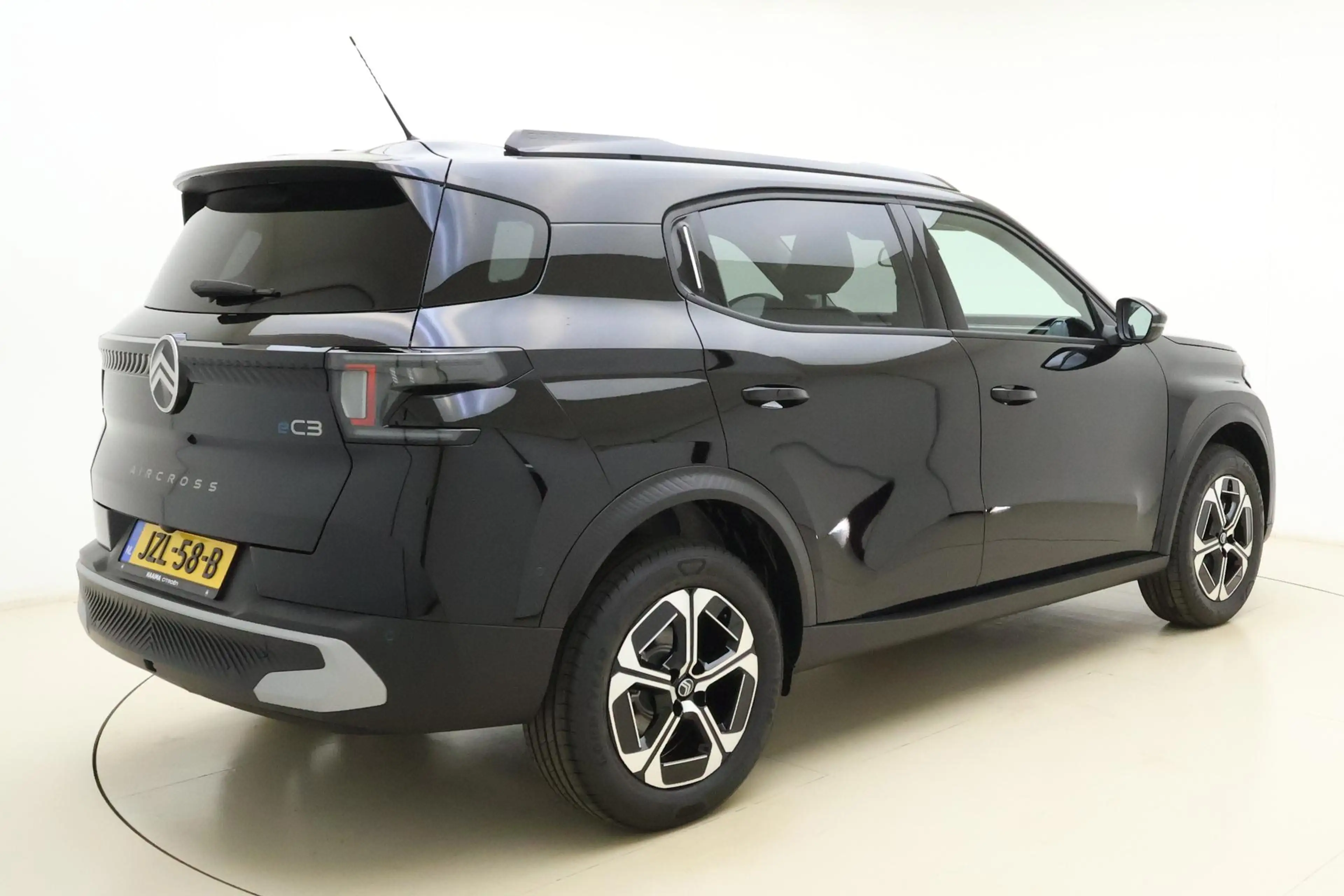 Citroen C3 Aircross Ë-C3 Max 113pk Extended Range 54 kWh Navigatie | D — photo 2