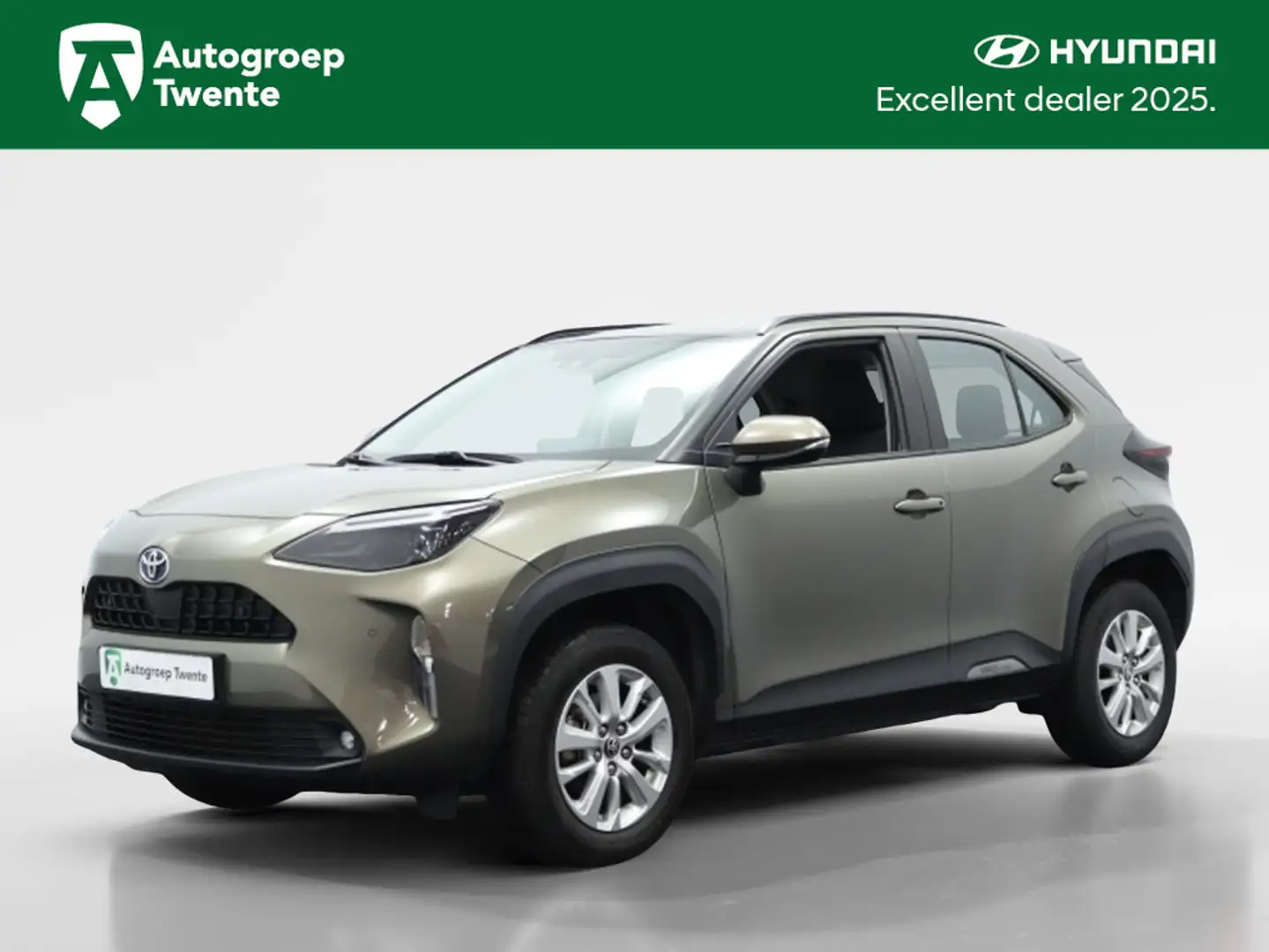 Toyota Yaris Cross 1.5 Hybrid Dynamic | Automaat | Navigatie | Camera Bruin - 1