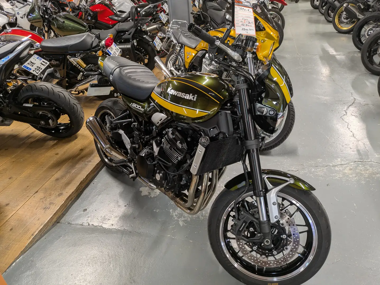 Kawasaki Z 900 Vert - 1
