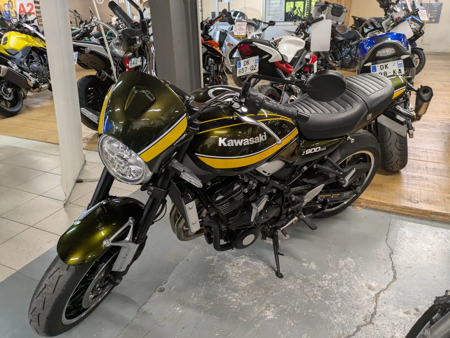 Kawasaki Z 900 Vert - 2