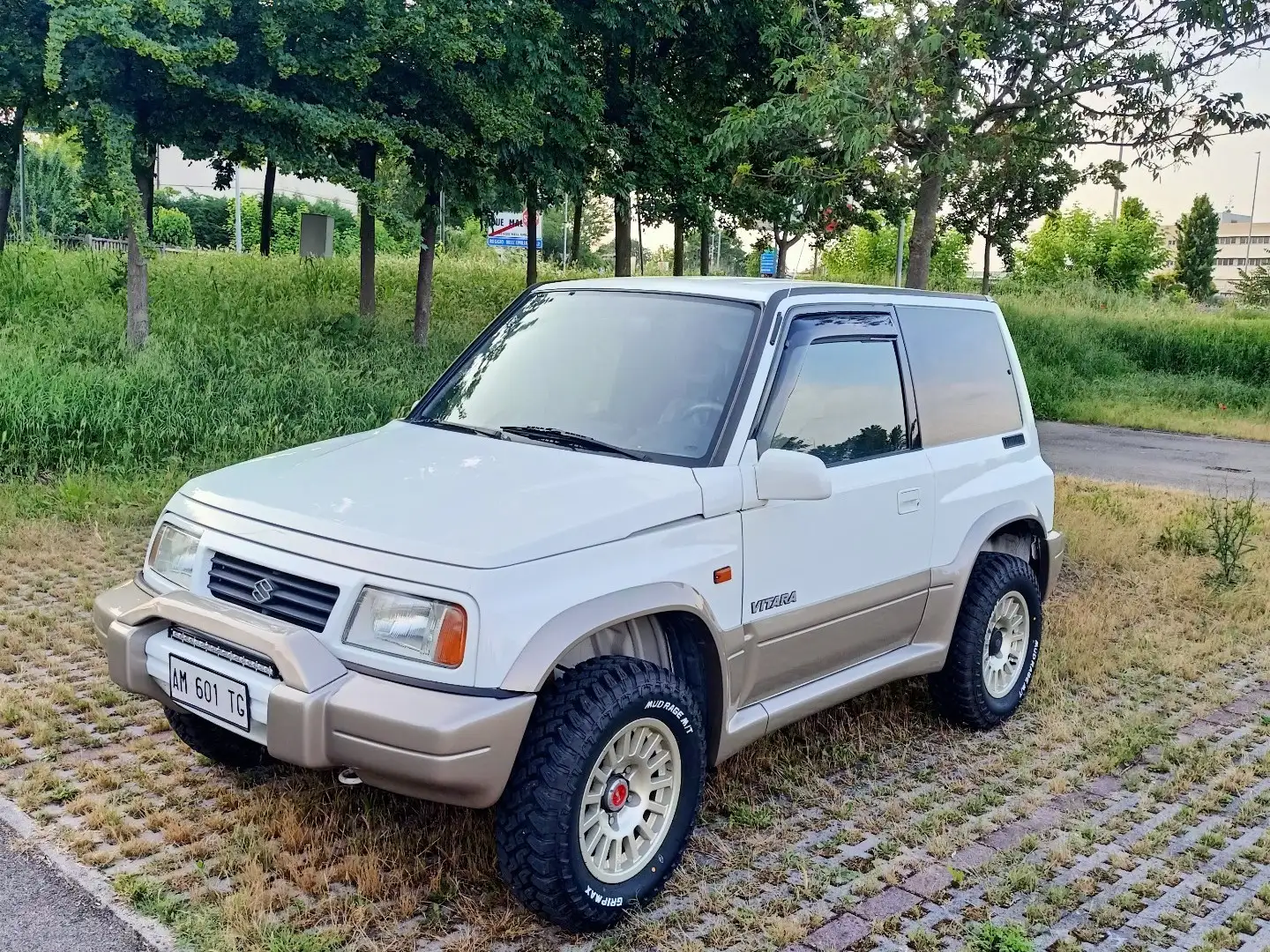 Suzuki Vitara 3p 1.6 16v JX - 2