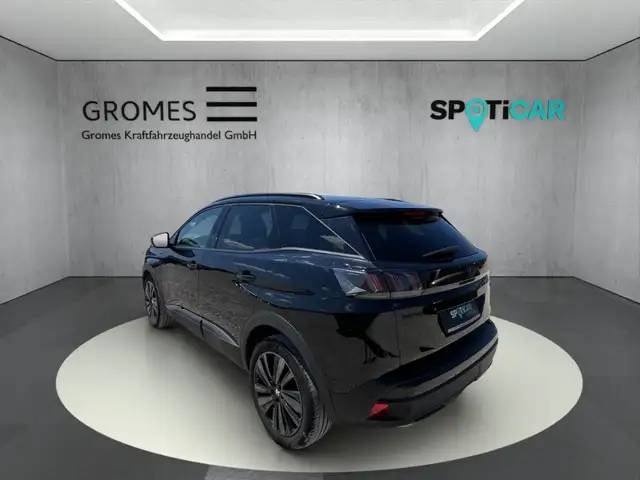 Peugeot 3008 view 5
