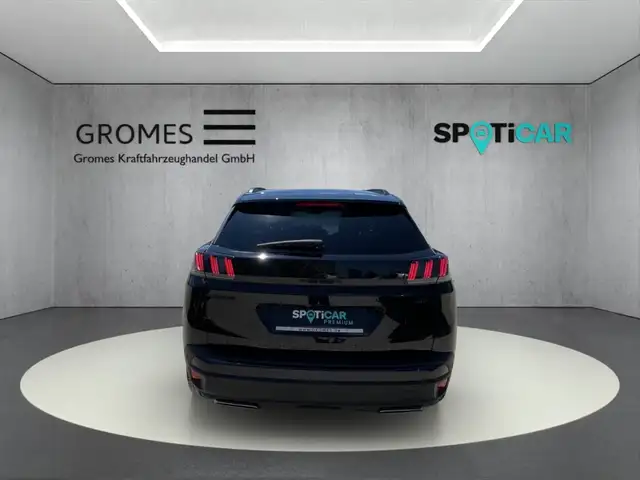Peugeot 3008 view 4