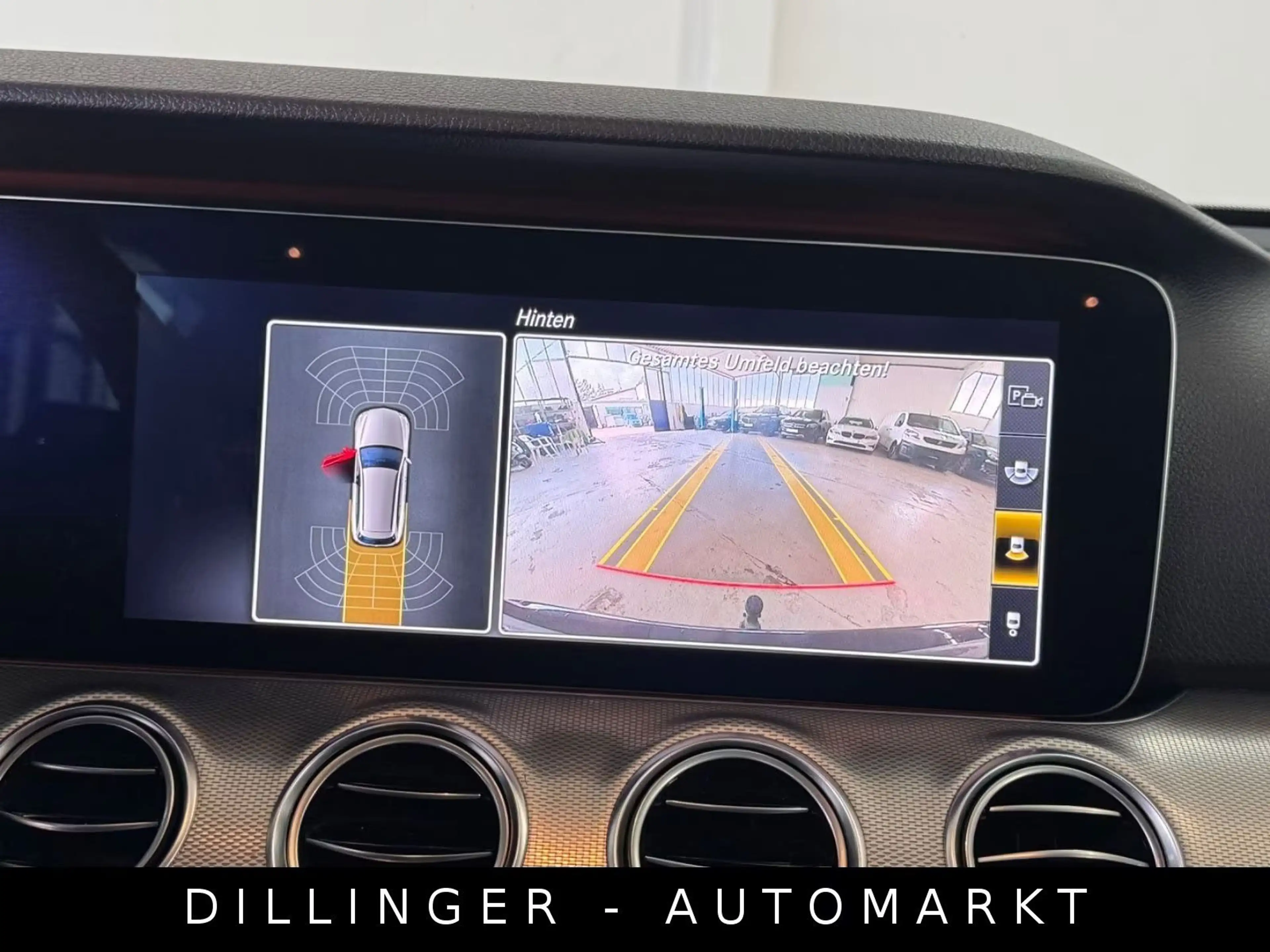 Mercedes-Benz E 220 d 9G Widescreen LED AHK TotWi Temp Kamera — photo 15