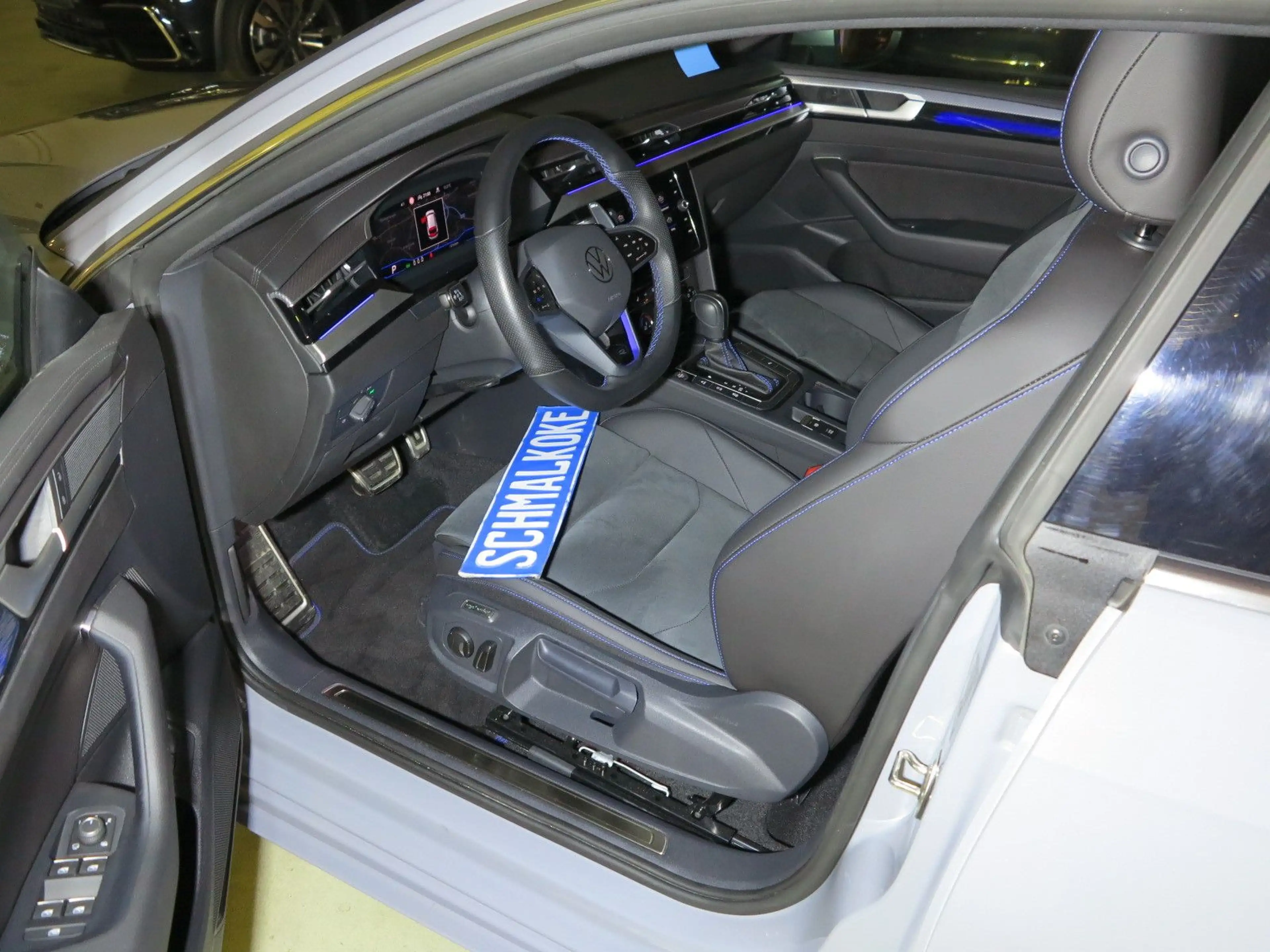 Volkswagen Arteon Shooting Brake 2.0TSI OPF 4Mot DSG7 R Nav — photo 6