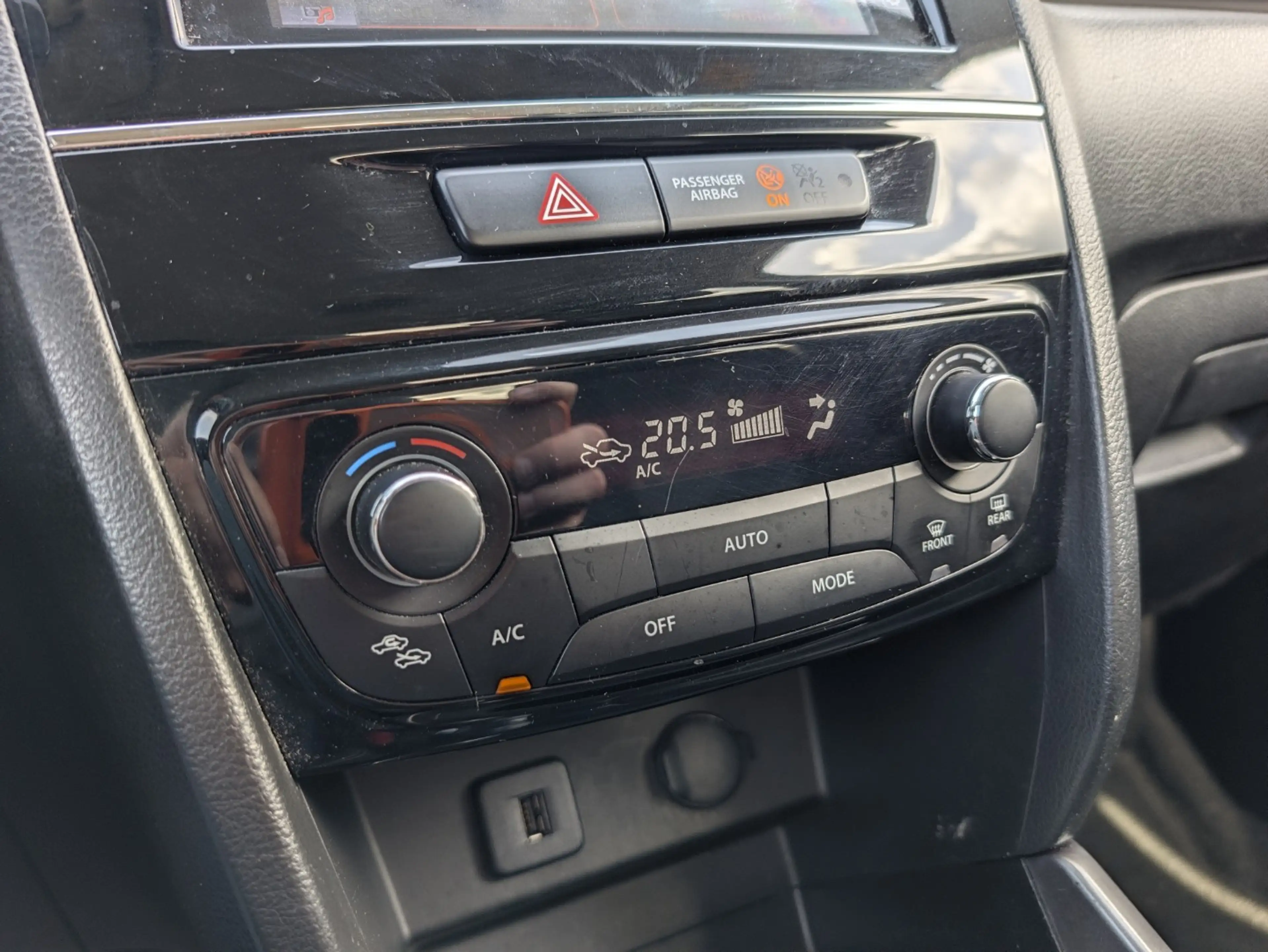 Suzuki Vitara 1.0 Boosterjet Comfort | Stoelverw. | Camera | Cru — photo 8