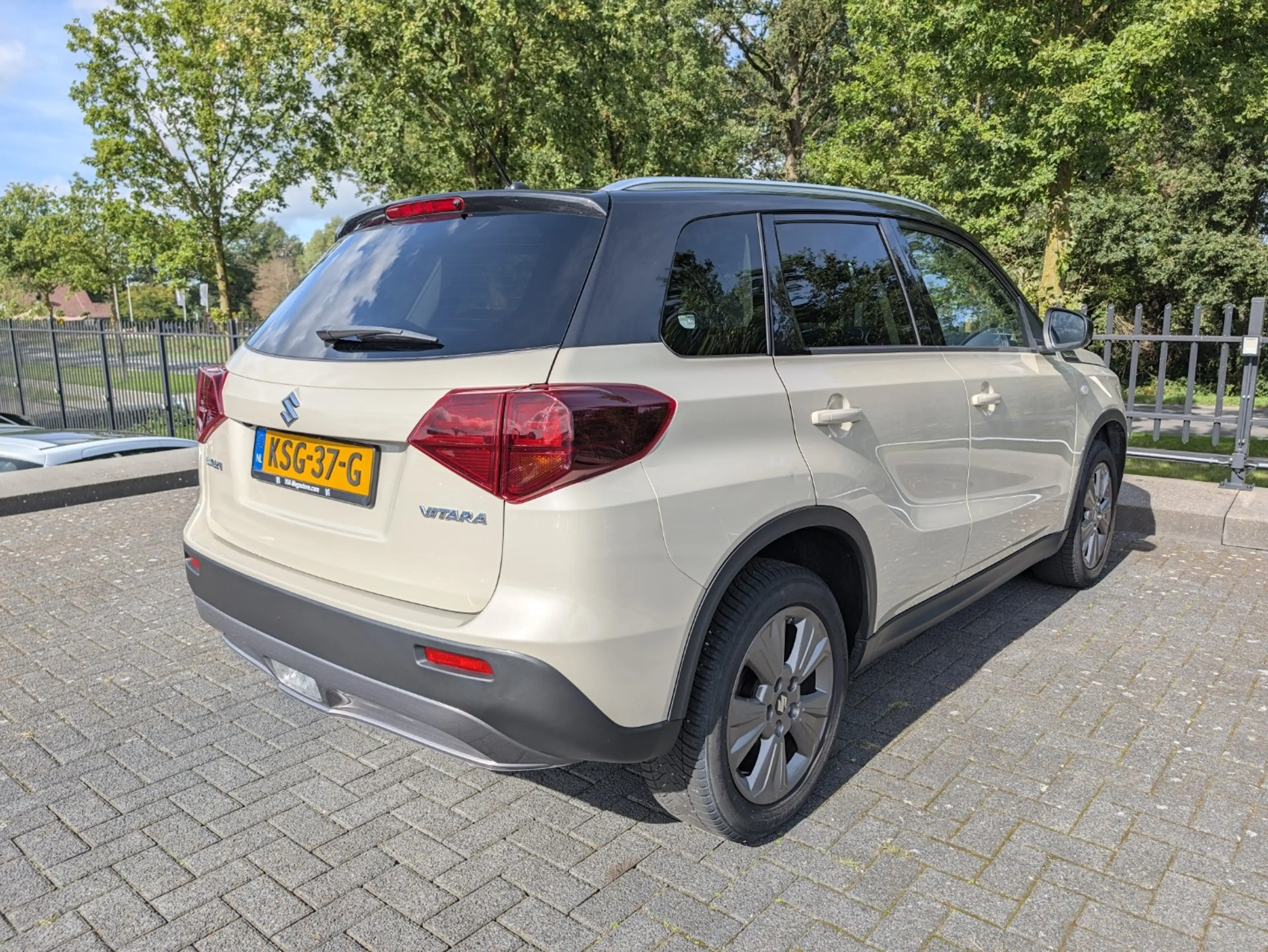Suzuki Vitara 1.0 Boosterjet Comfort | Stoelverw. | Camera | Cru — photo 3