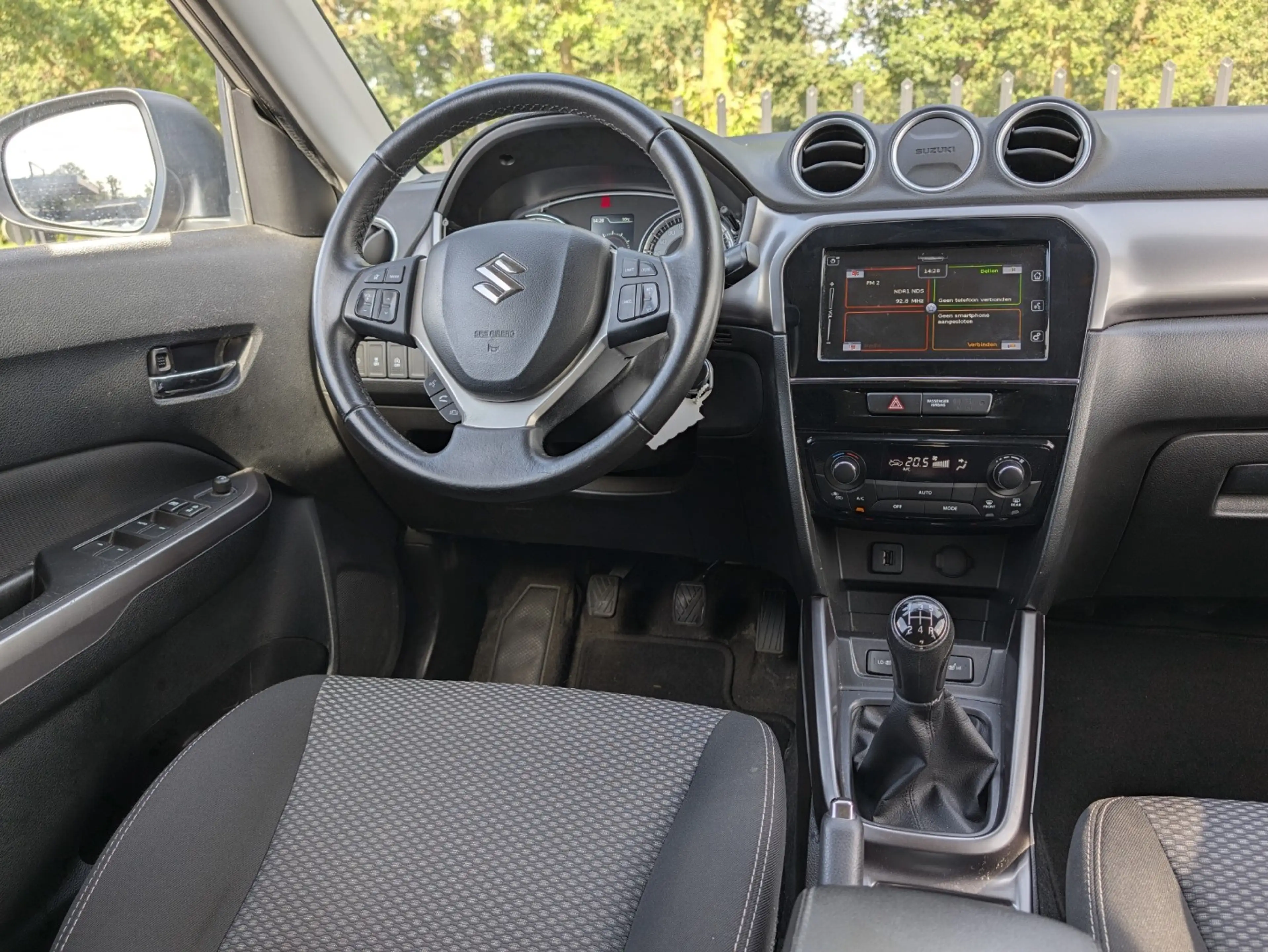 Suzuki Vitara 1.0 Boosterjet Comfort | Stoelverw. | Camera | Cru — photo 12