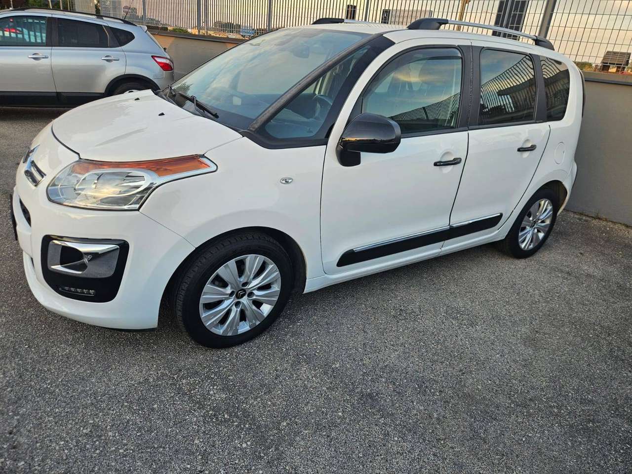 Citroen C3 C3 Picasso Picasso 1.6 bluehdi Exclusive 100cv my16